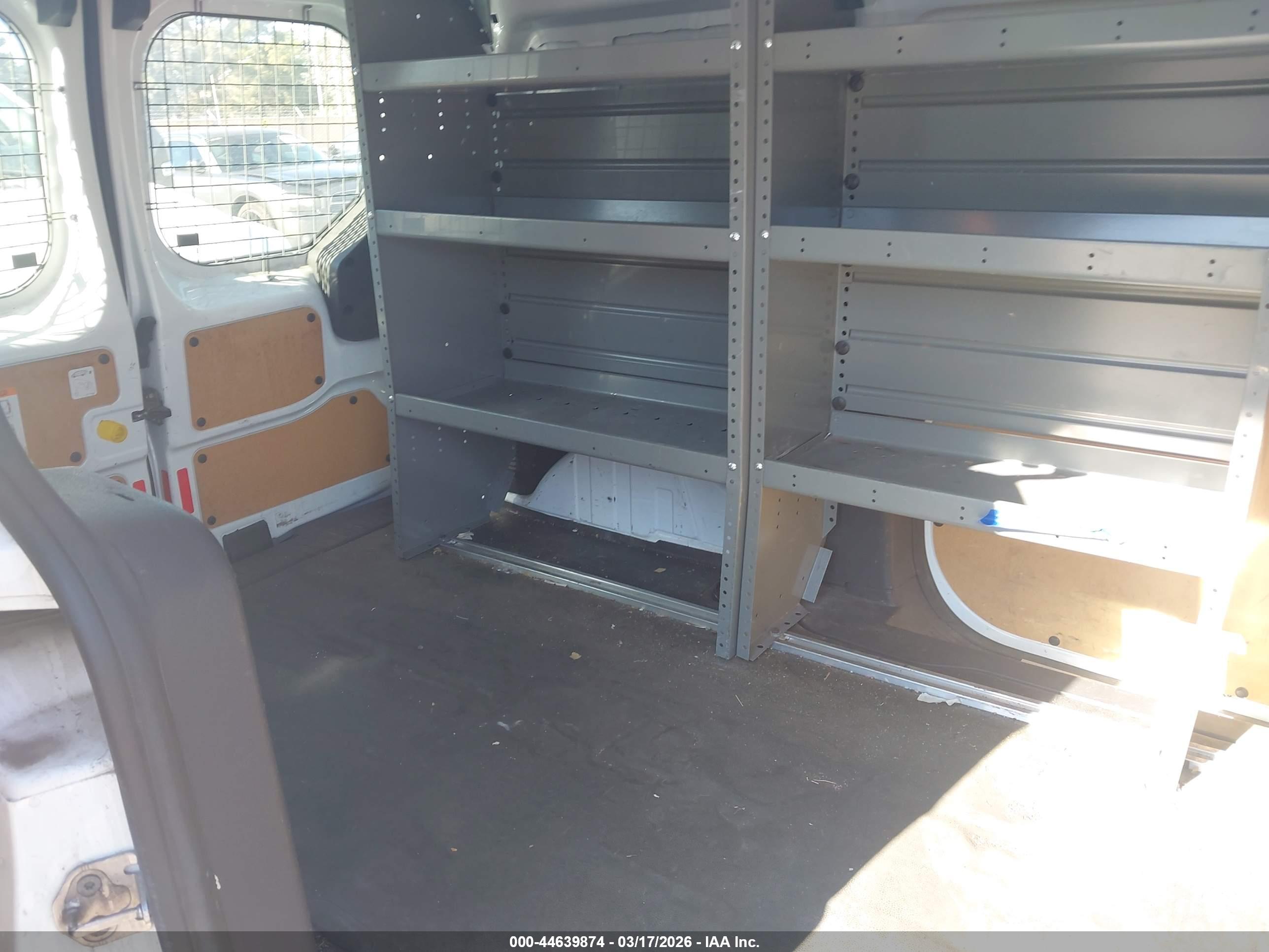 FORD TRANSIT image 8