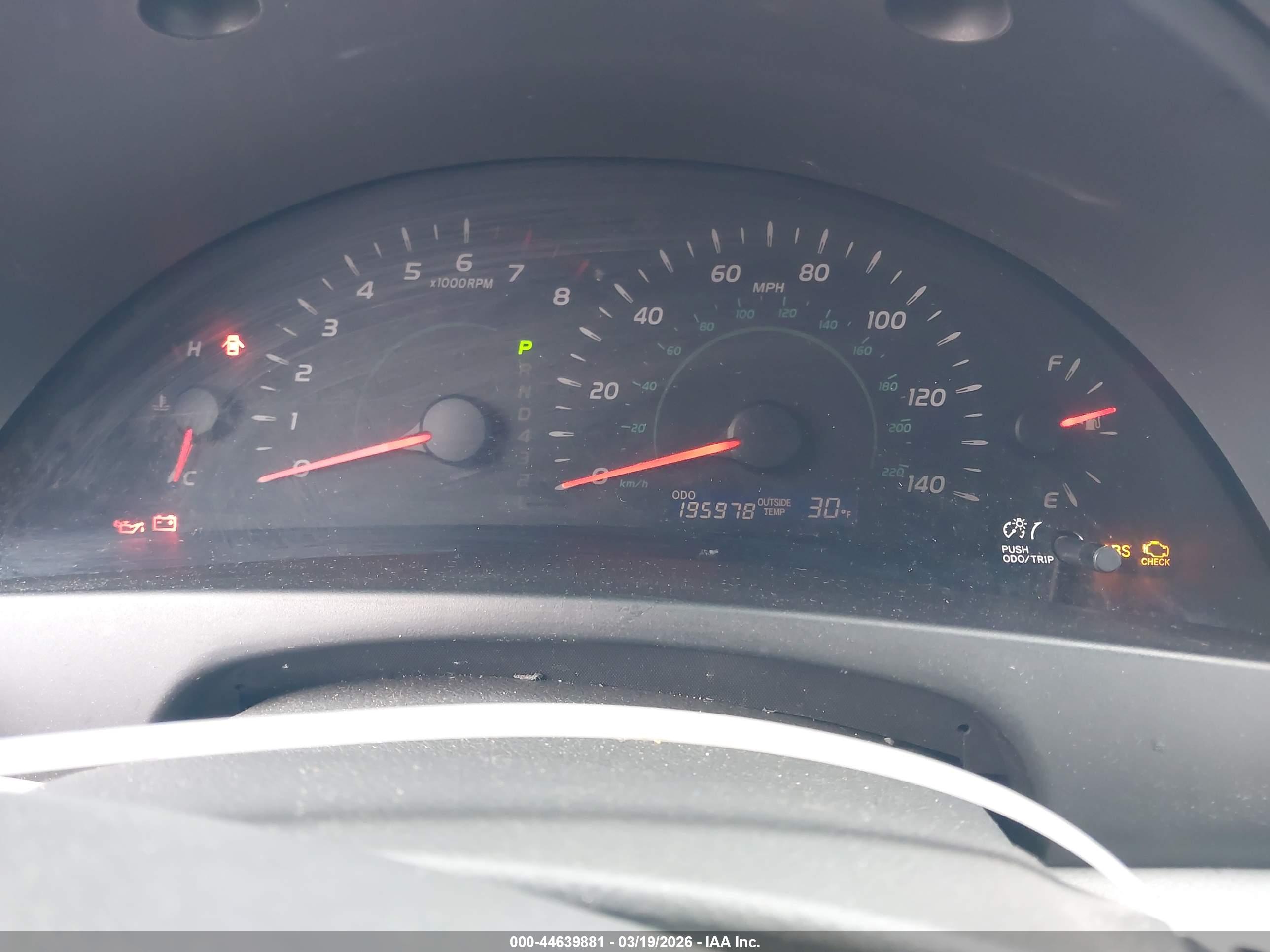 TOYOTA CAMRY image 7