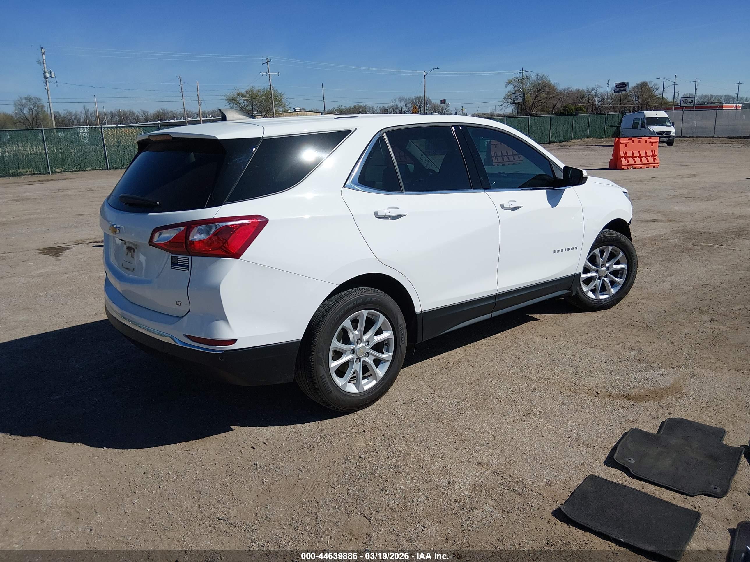 CHEVROLET EQUINOX image 4