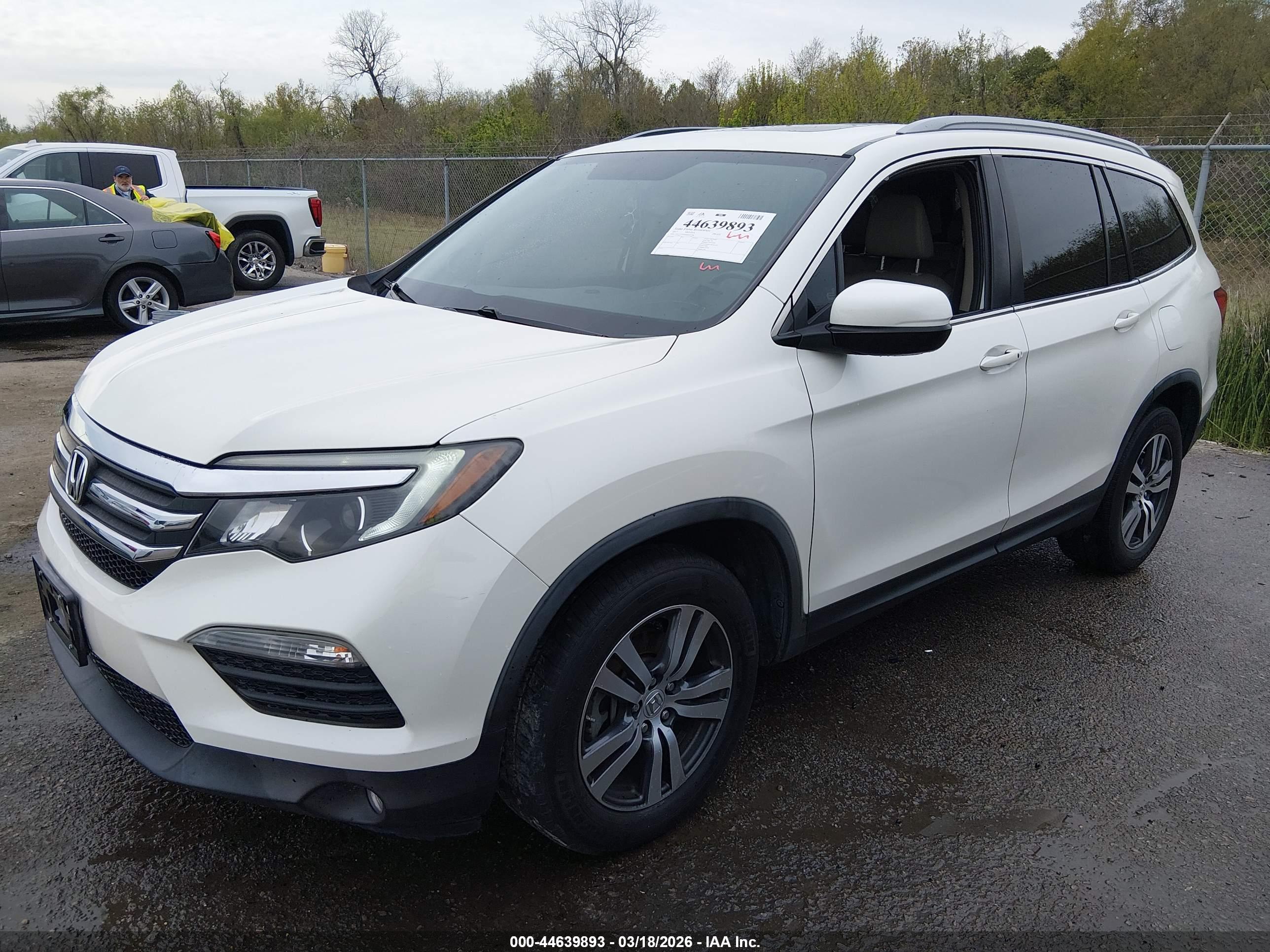 HONDA PILOT image 2
