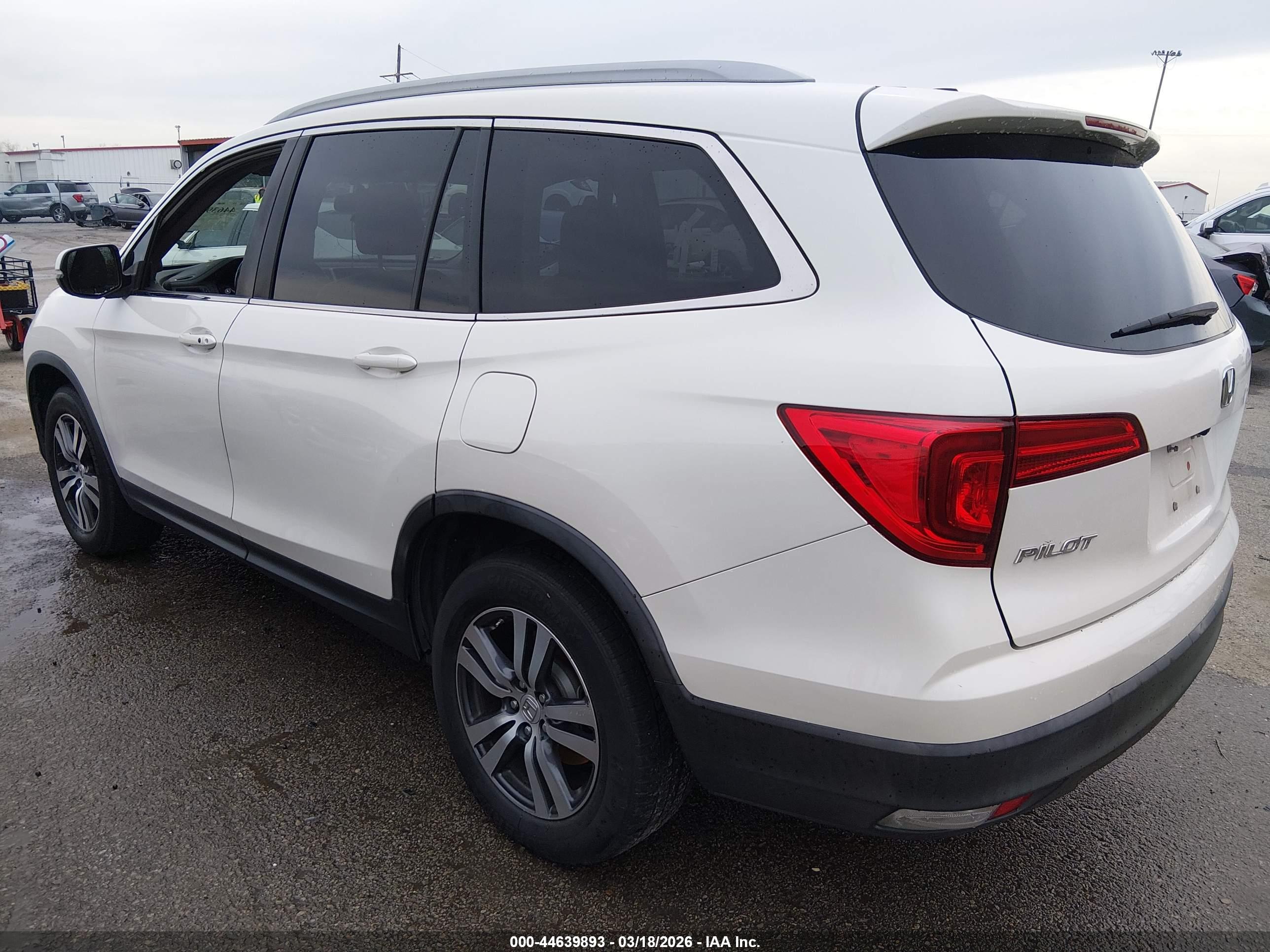 HONDA PILOT image 3