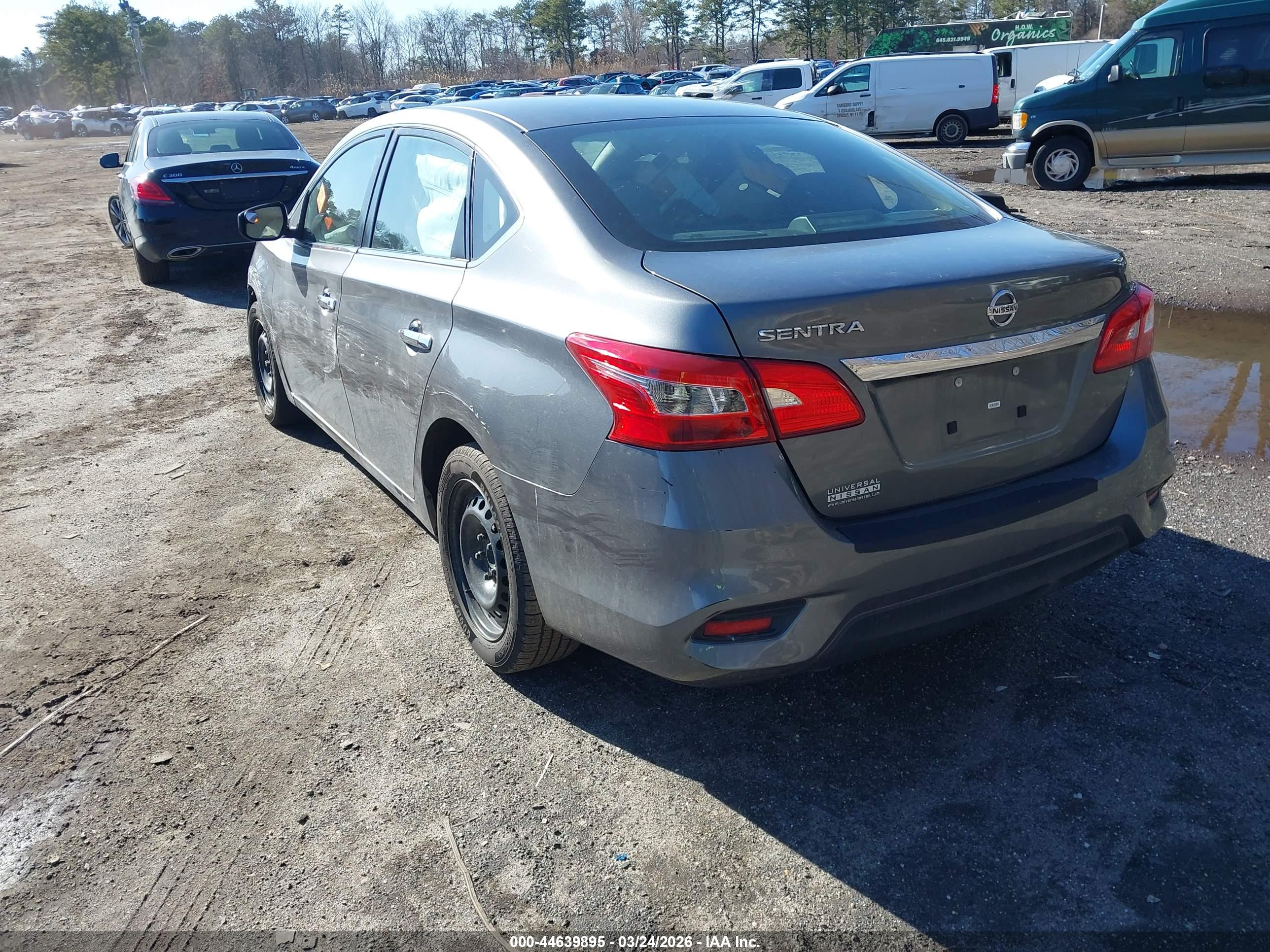 NISSAN SENTRA image 3