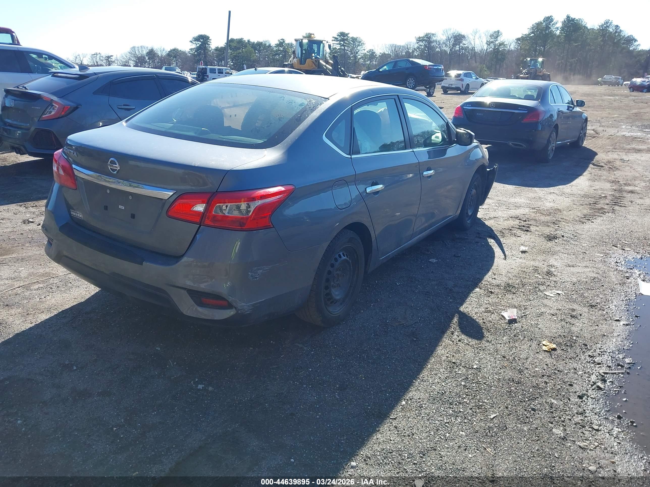 NISSAN SENTRA image 4