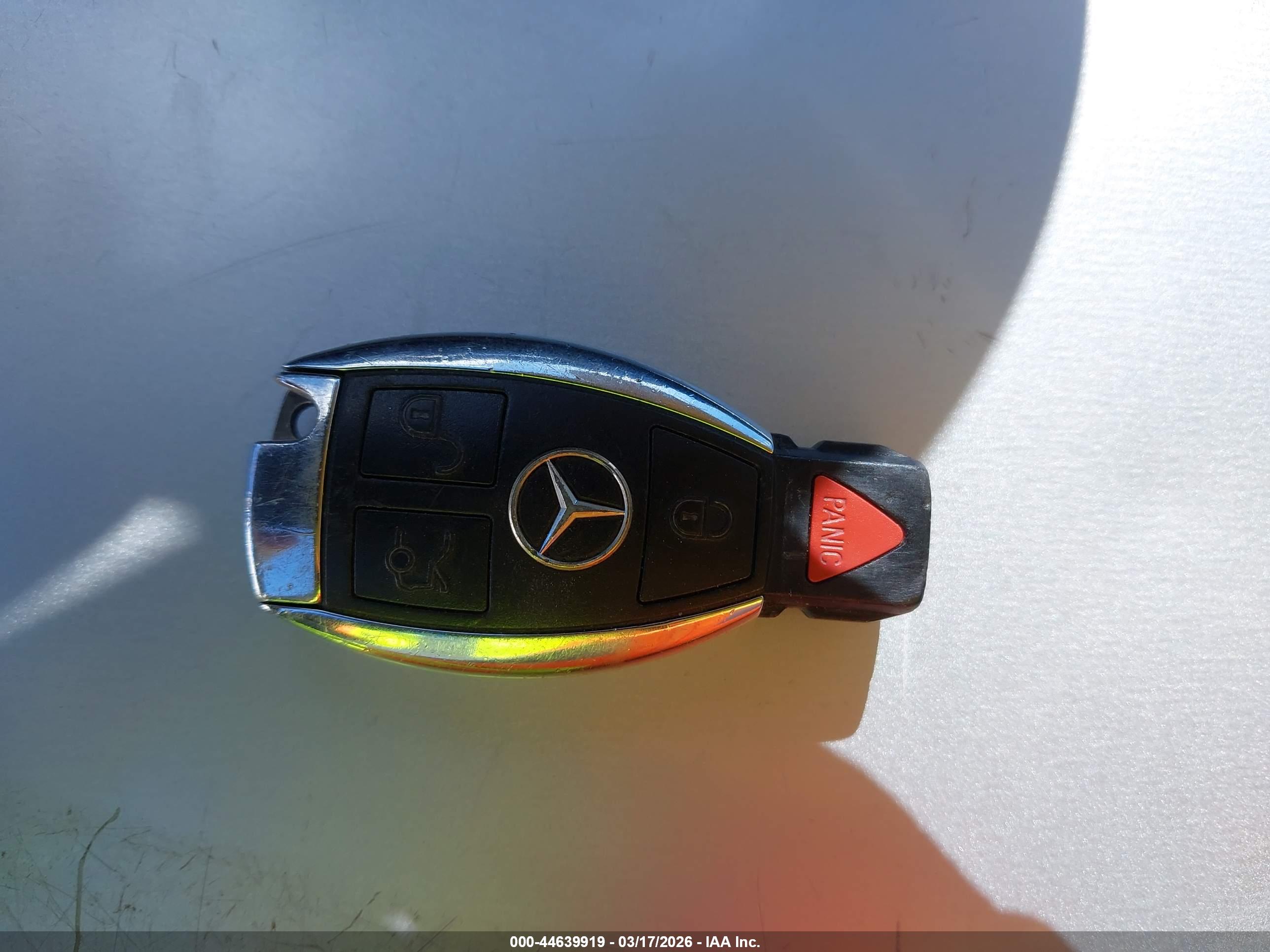 MERCEDES-BENZ C image 11
