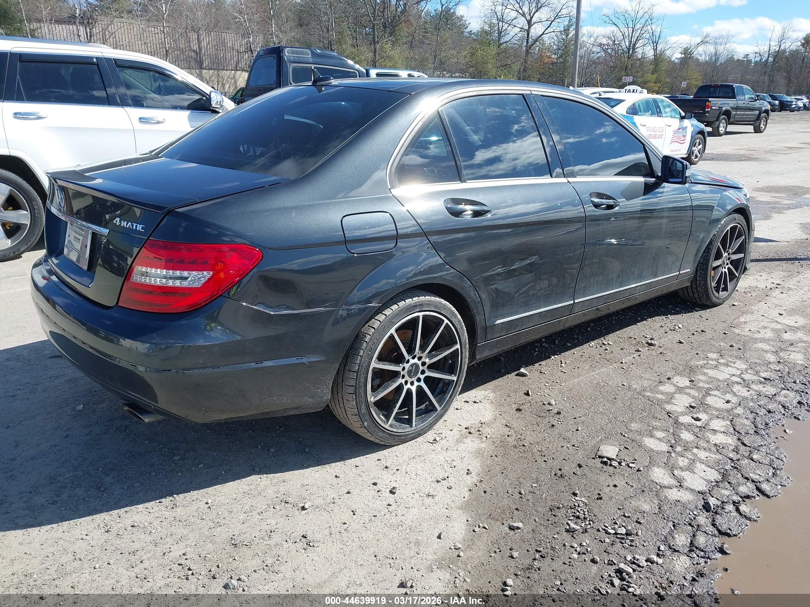 MERCEDES-BENZ C image 4