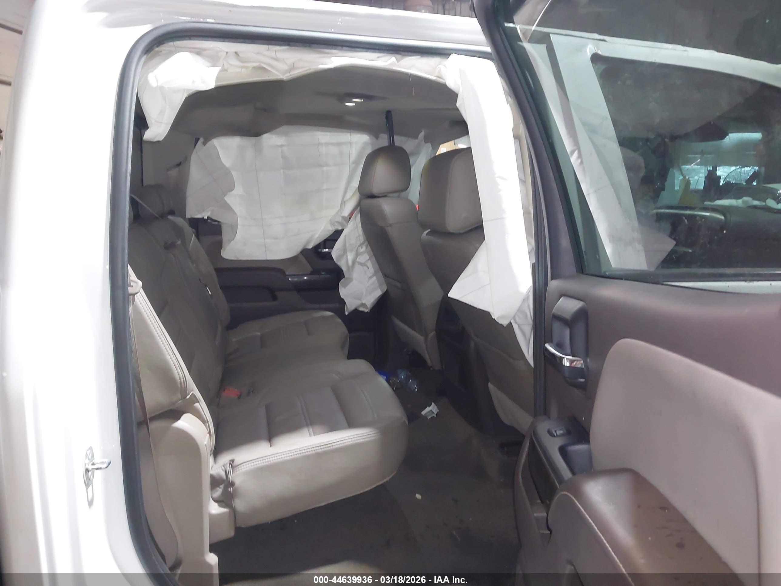 GMC SIERRA image 8