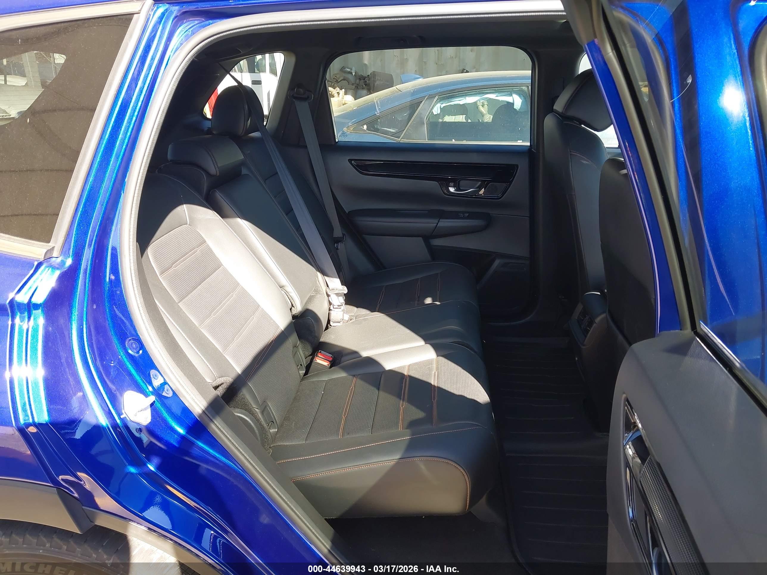 HONDA CR-V image 8