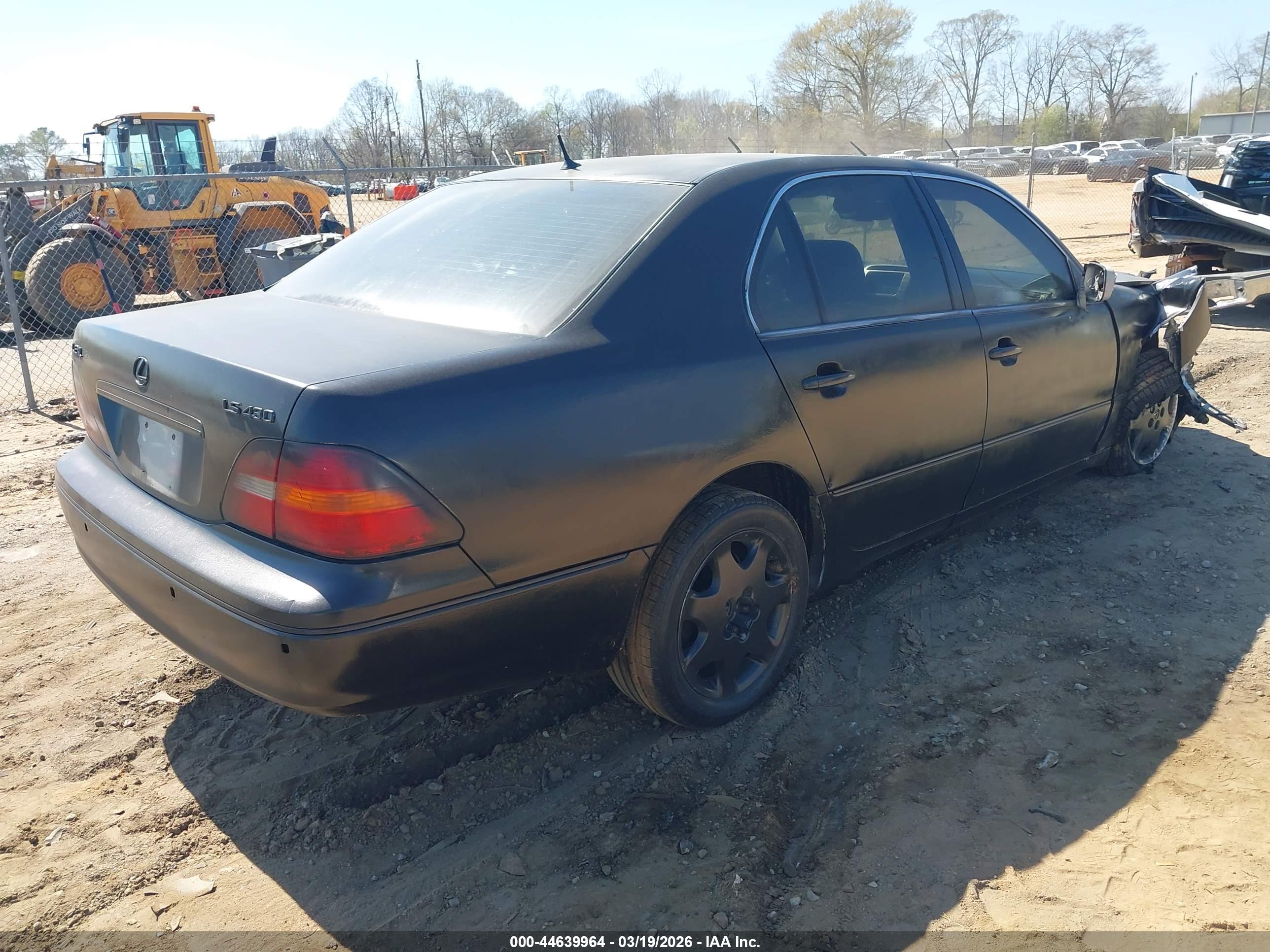 LEXUS LS image 4