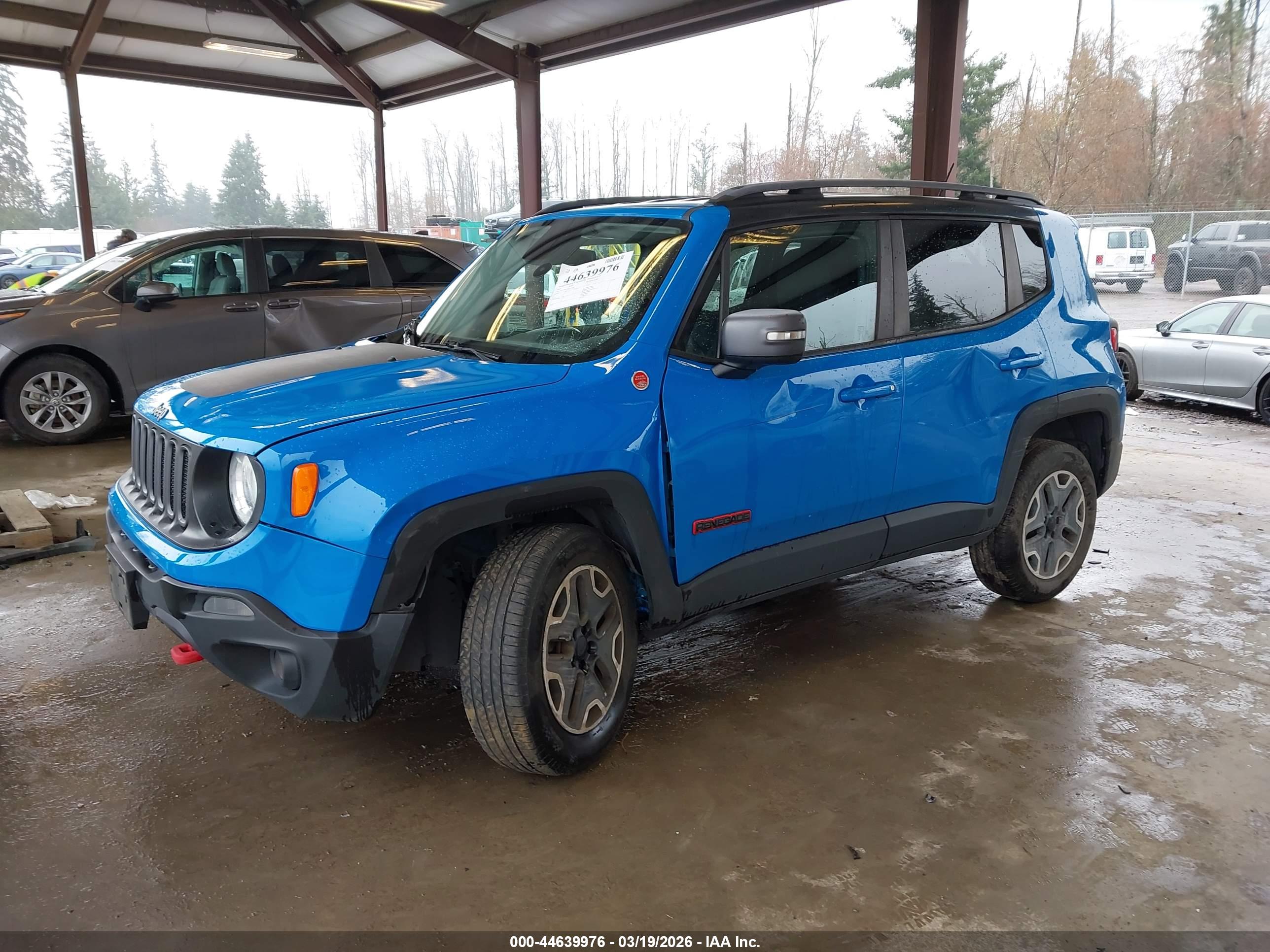 JEEP RENEGADE image 2