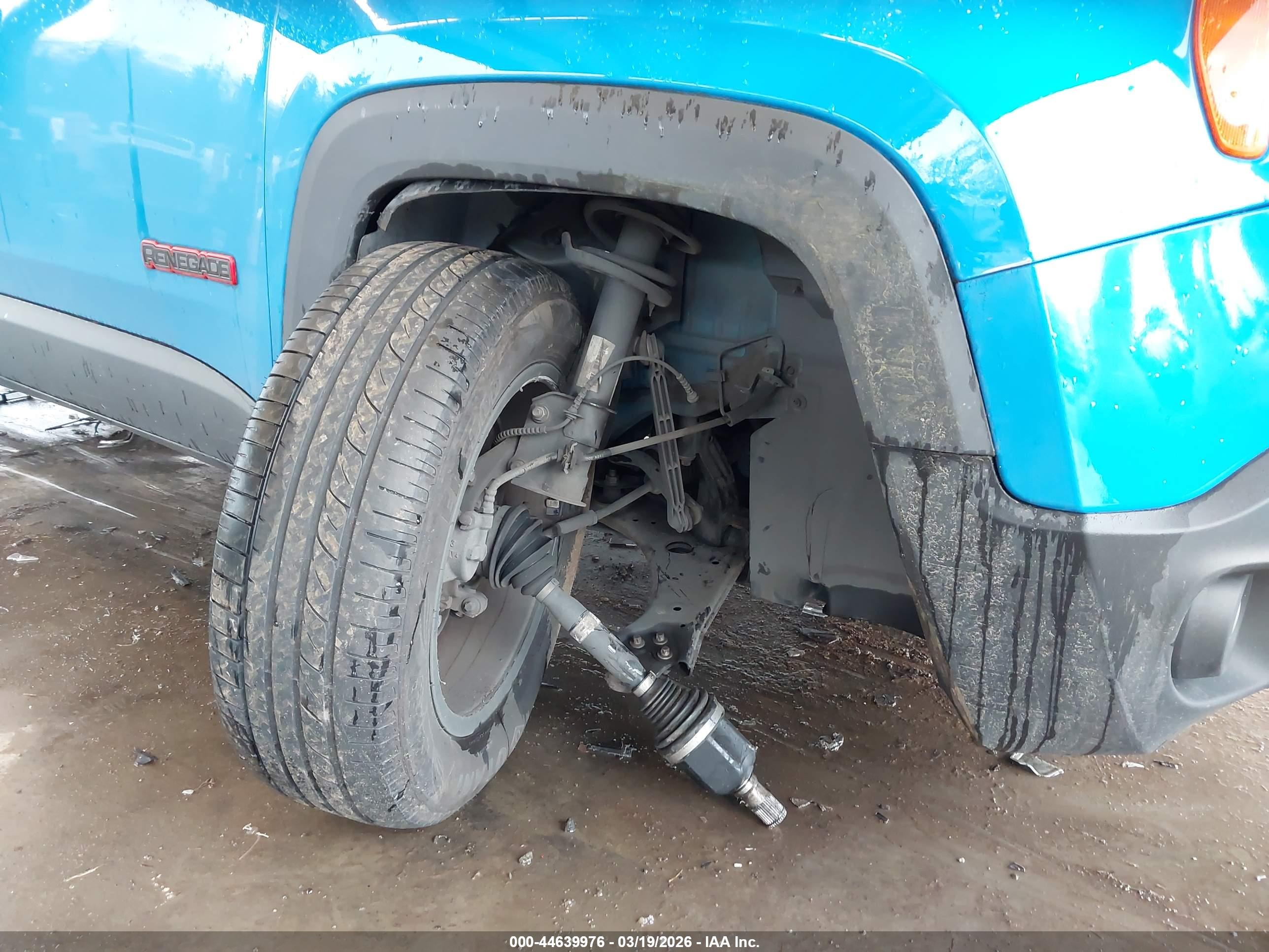 JEEP RENEGADE image 6