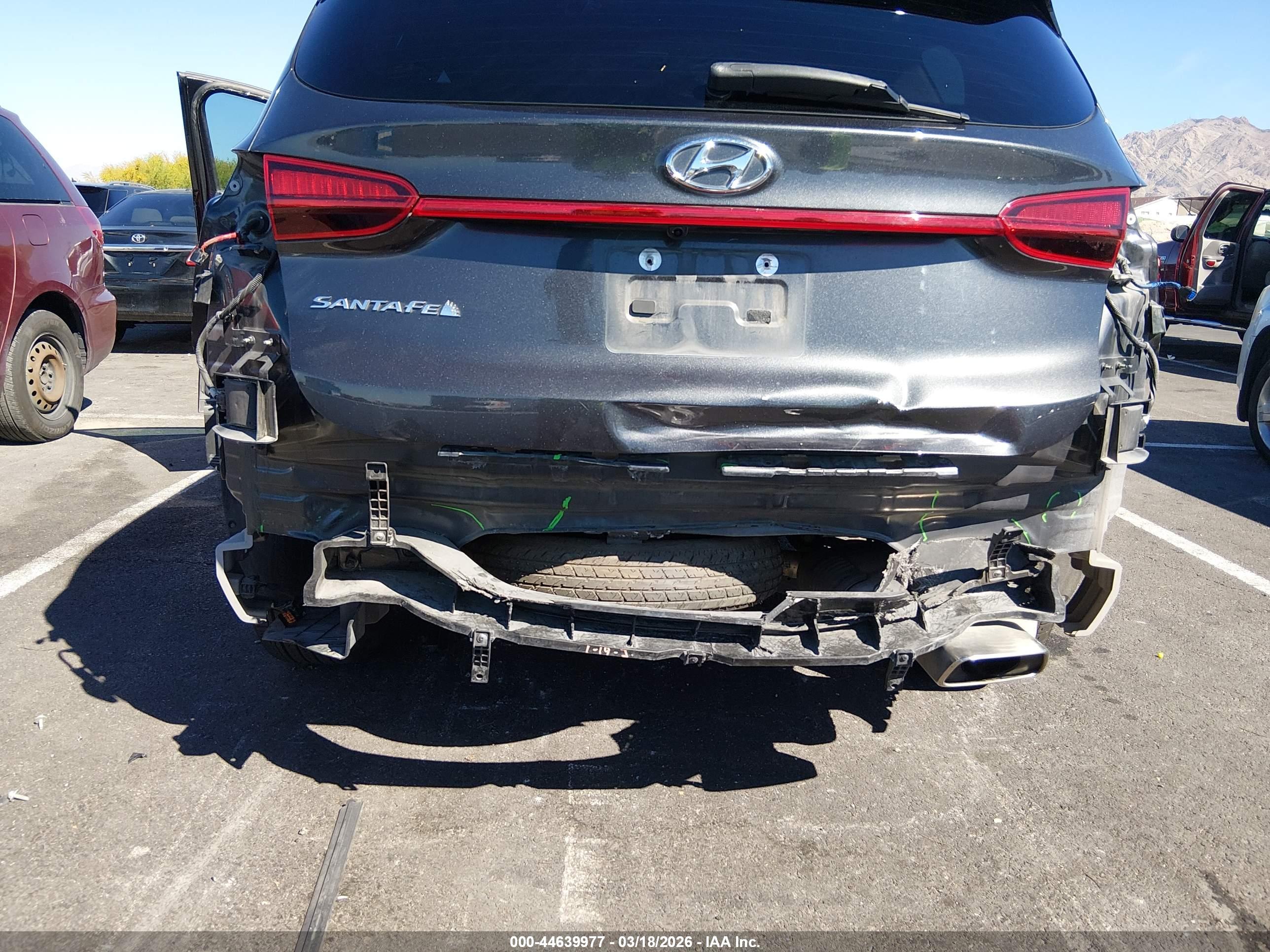 HYUNDAI SANTA image 6