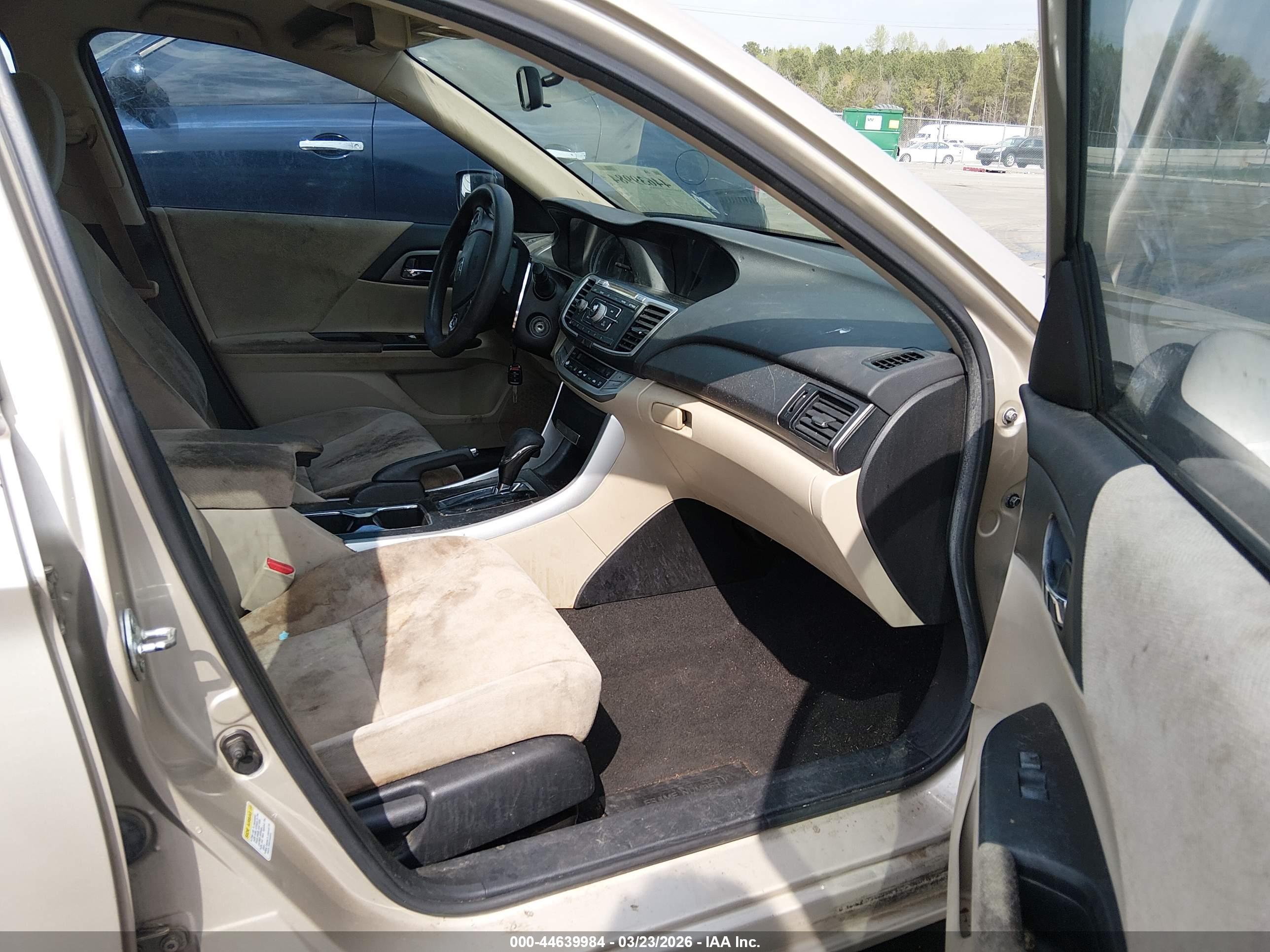 HONDA ACCORD image 5