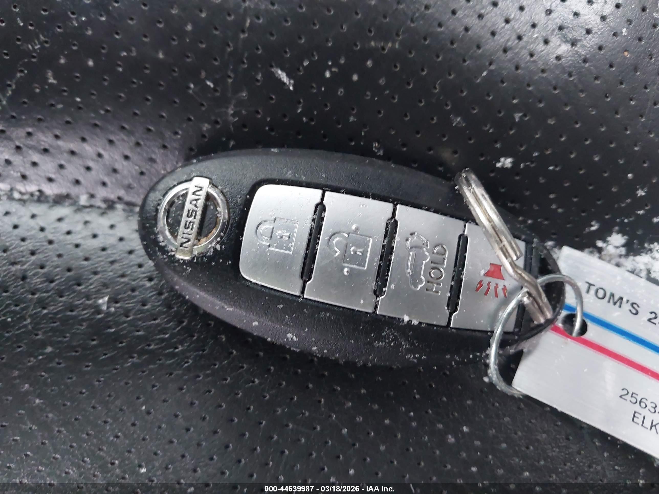 NISSAN ROGUE image 11