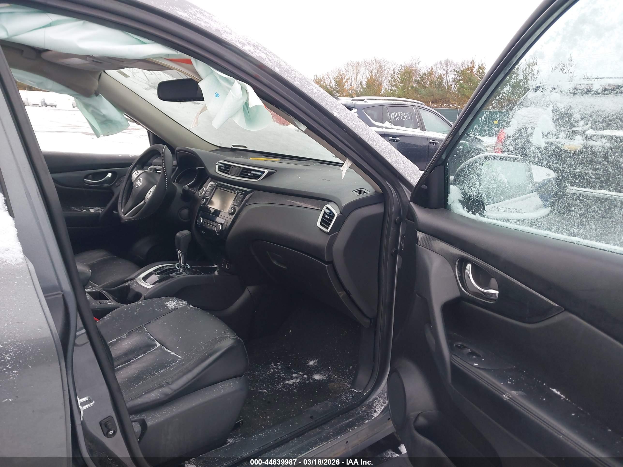 NISSAN ROGUE image 5