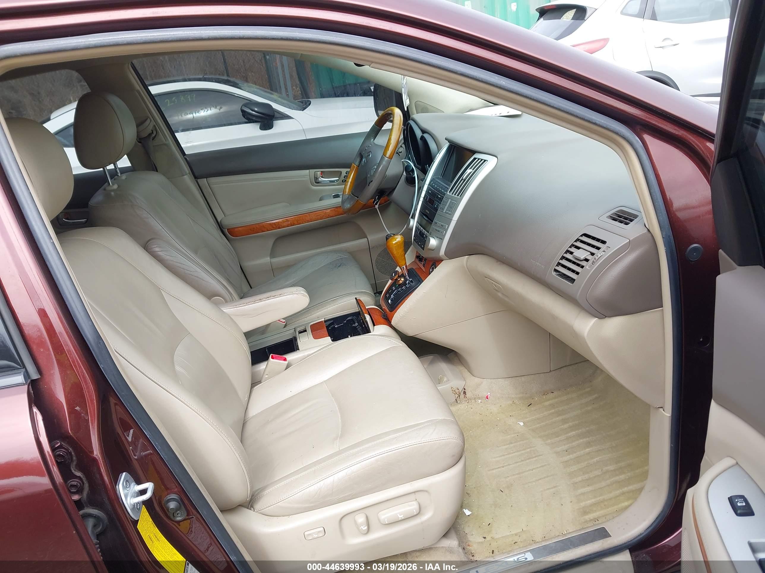 LEXUS RX image 5