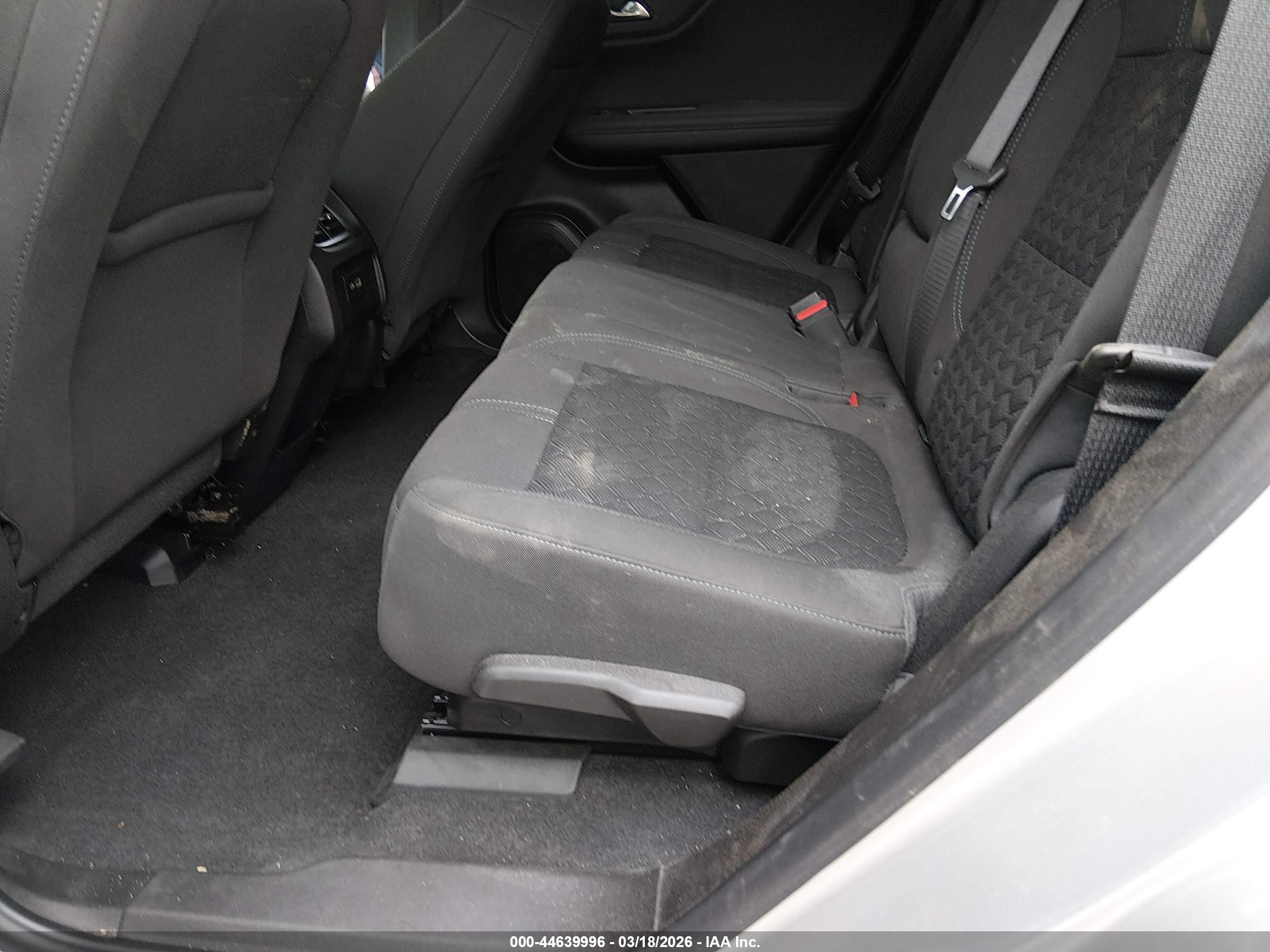 CHEVROLET BLAZER image 8