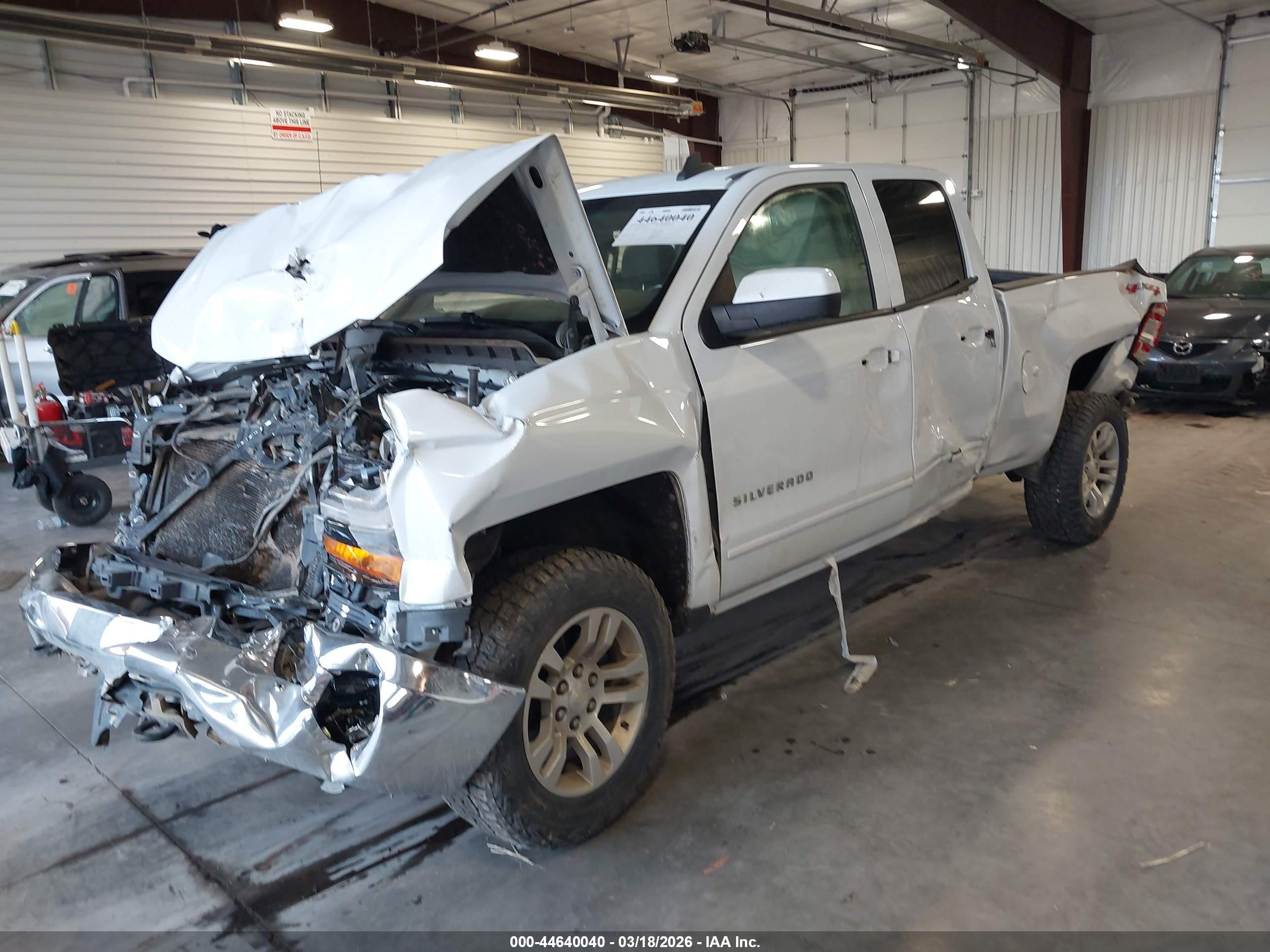 CHEVROLET SILVERADO image 2