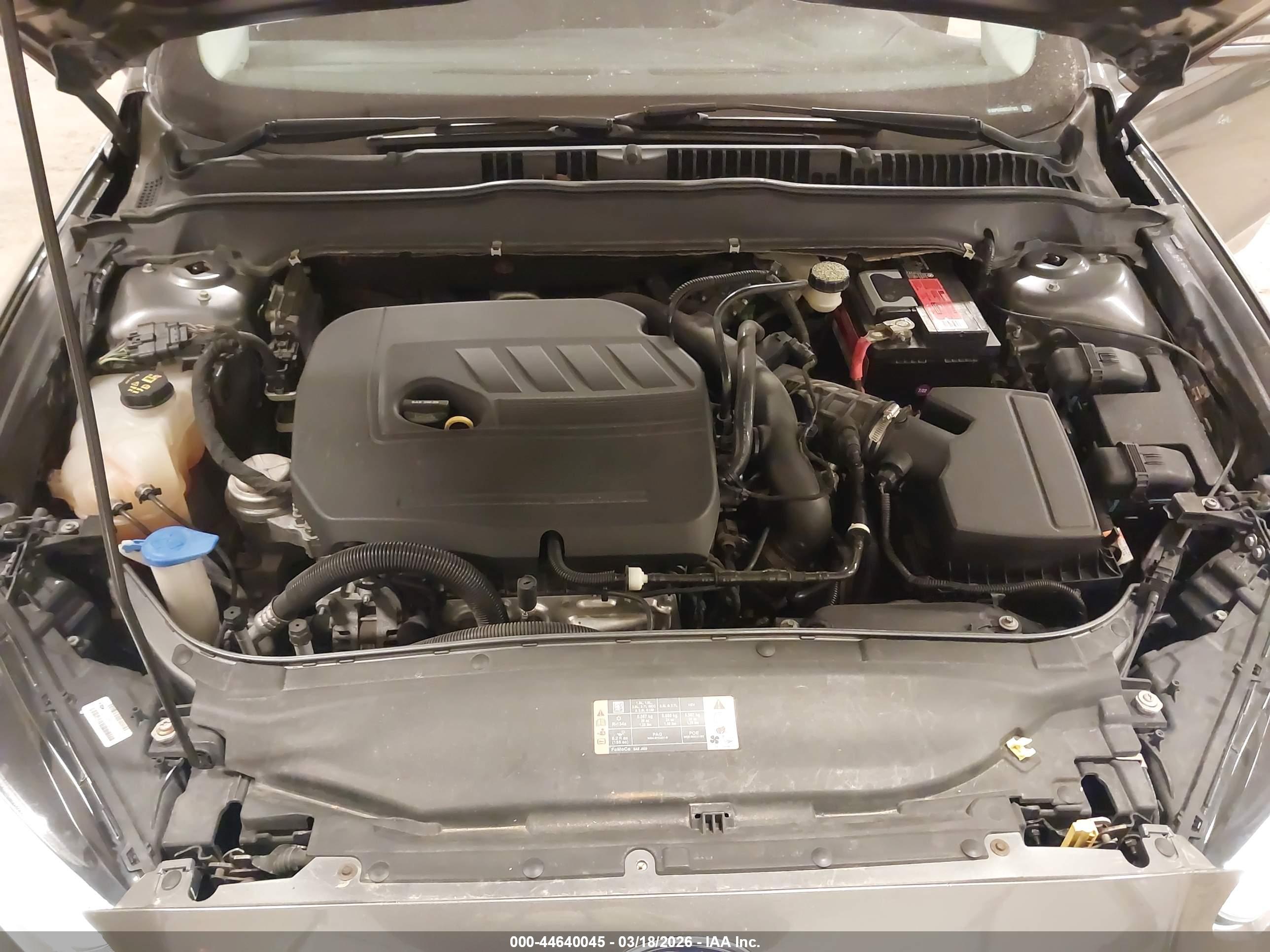 FORD FUSION image 10