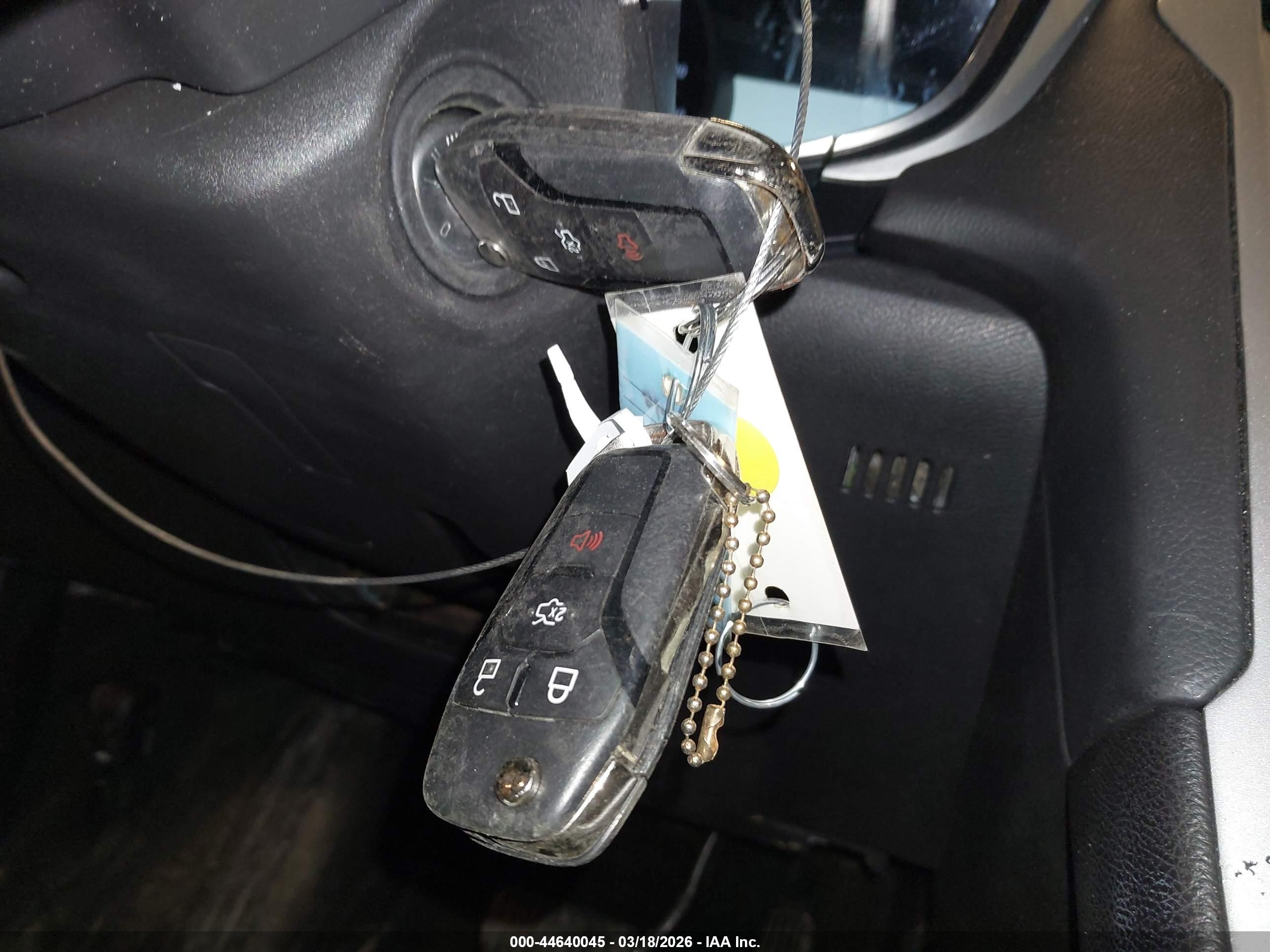 FORD FUSION image 11