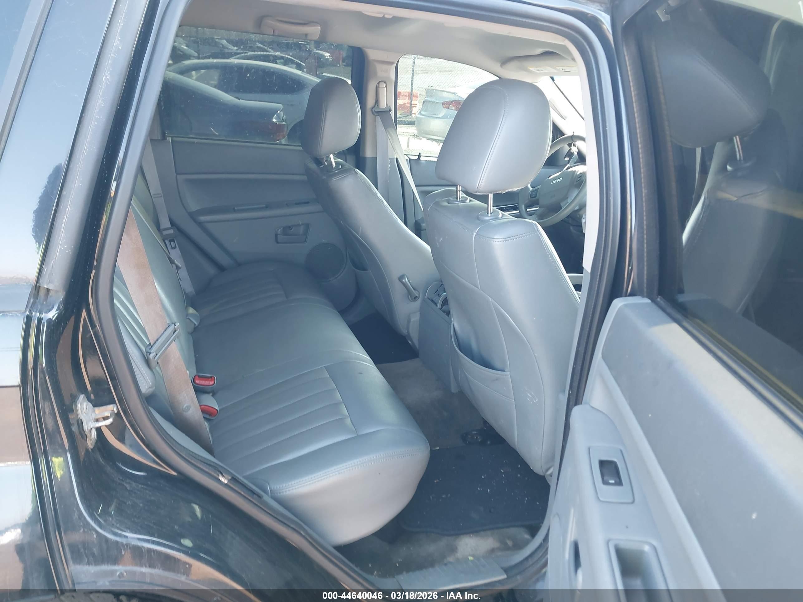 JEEP GRAND image 8