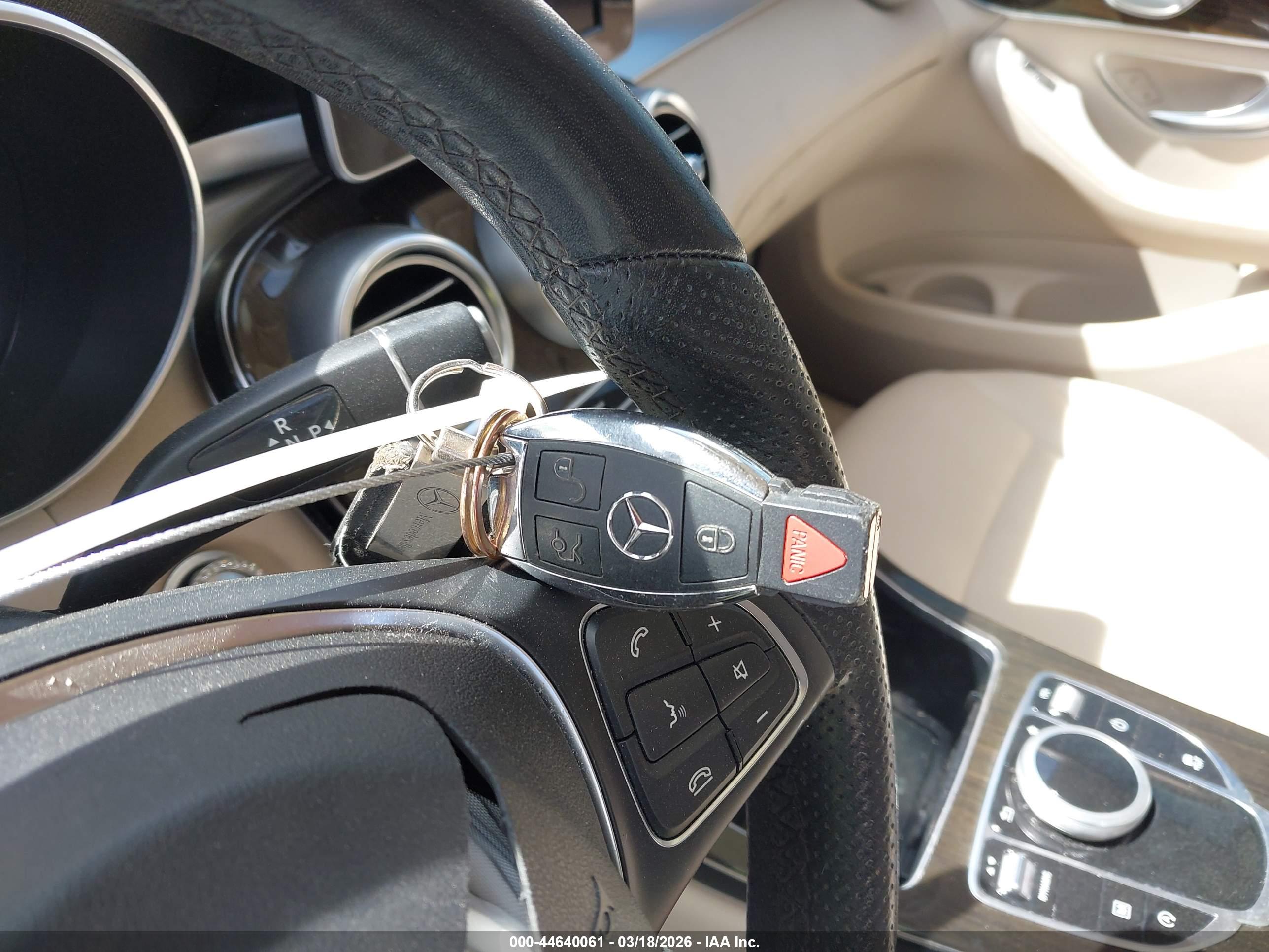 MERCEDES-BENZ GLC image 11