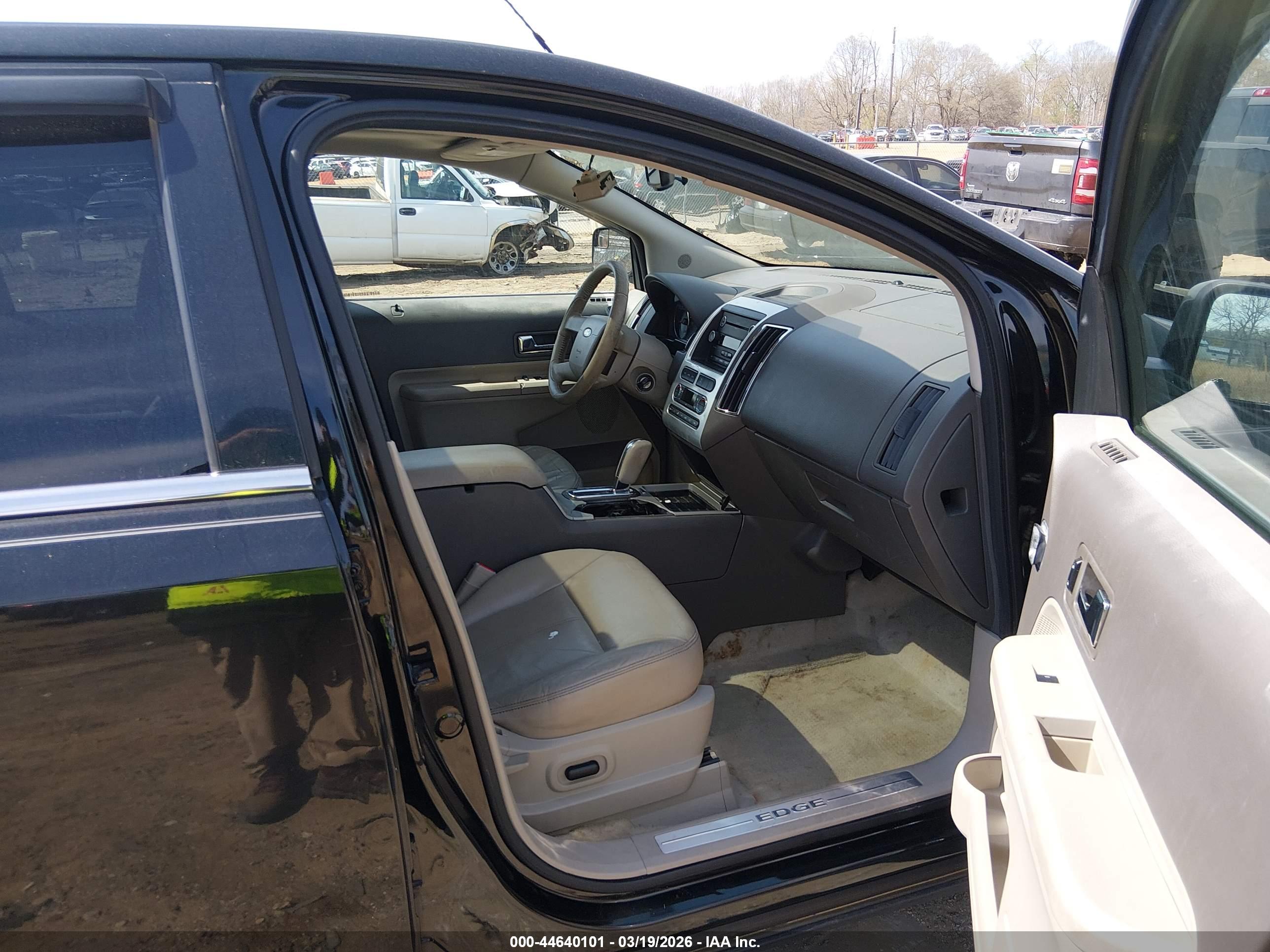 FORD EDGE image 5