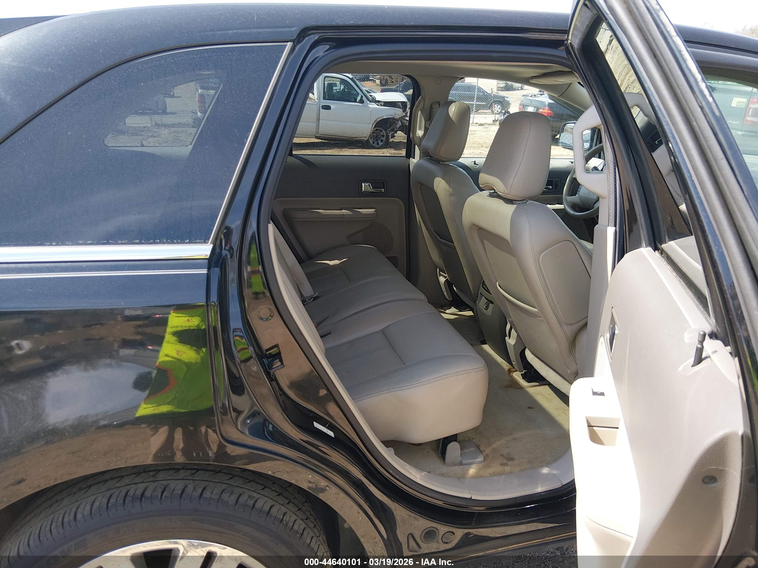 FORD EDGE image 8