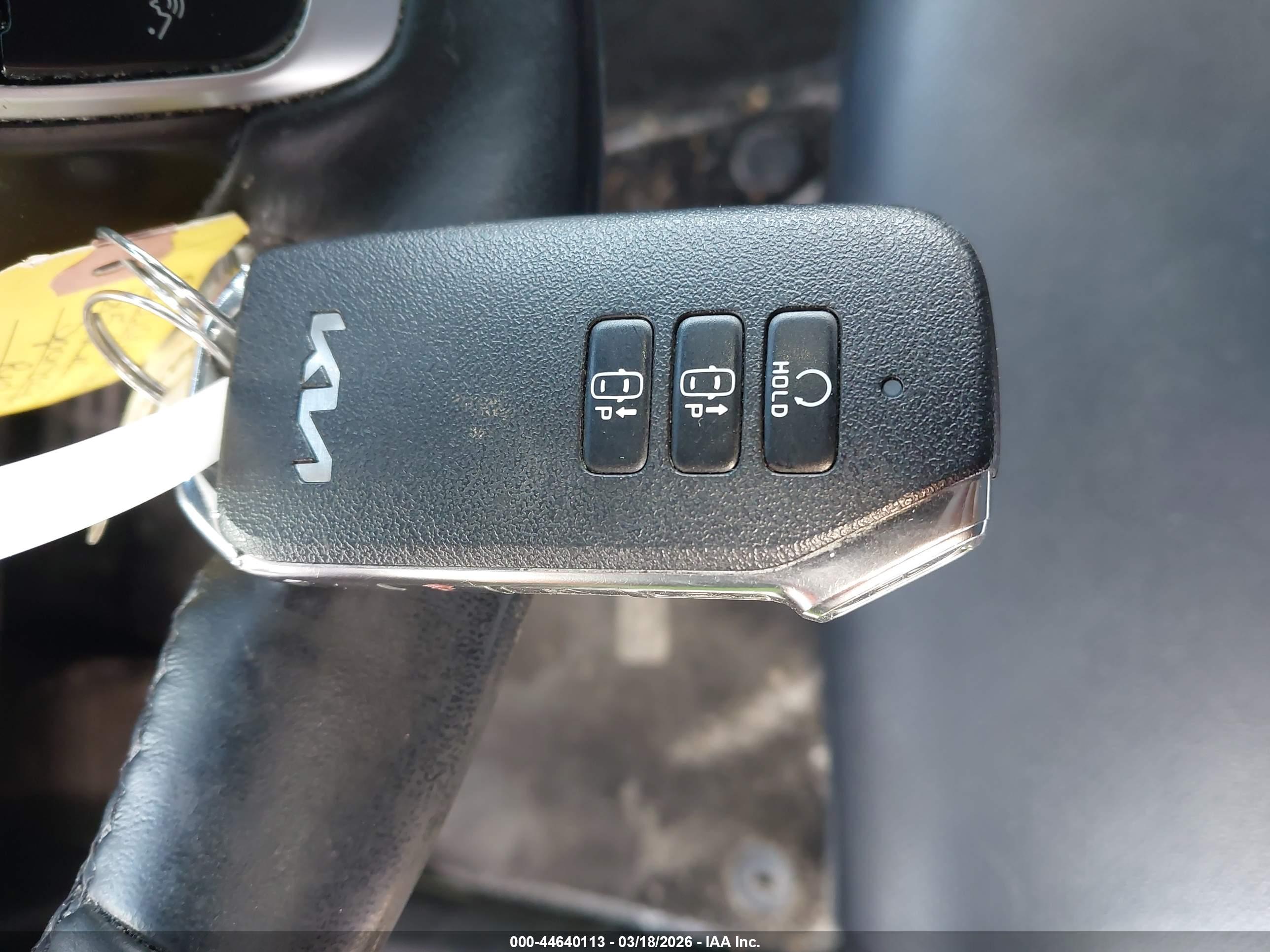 KIA SPORTAGE image 11