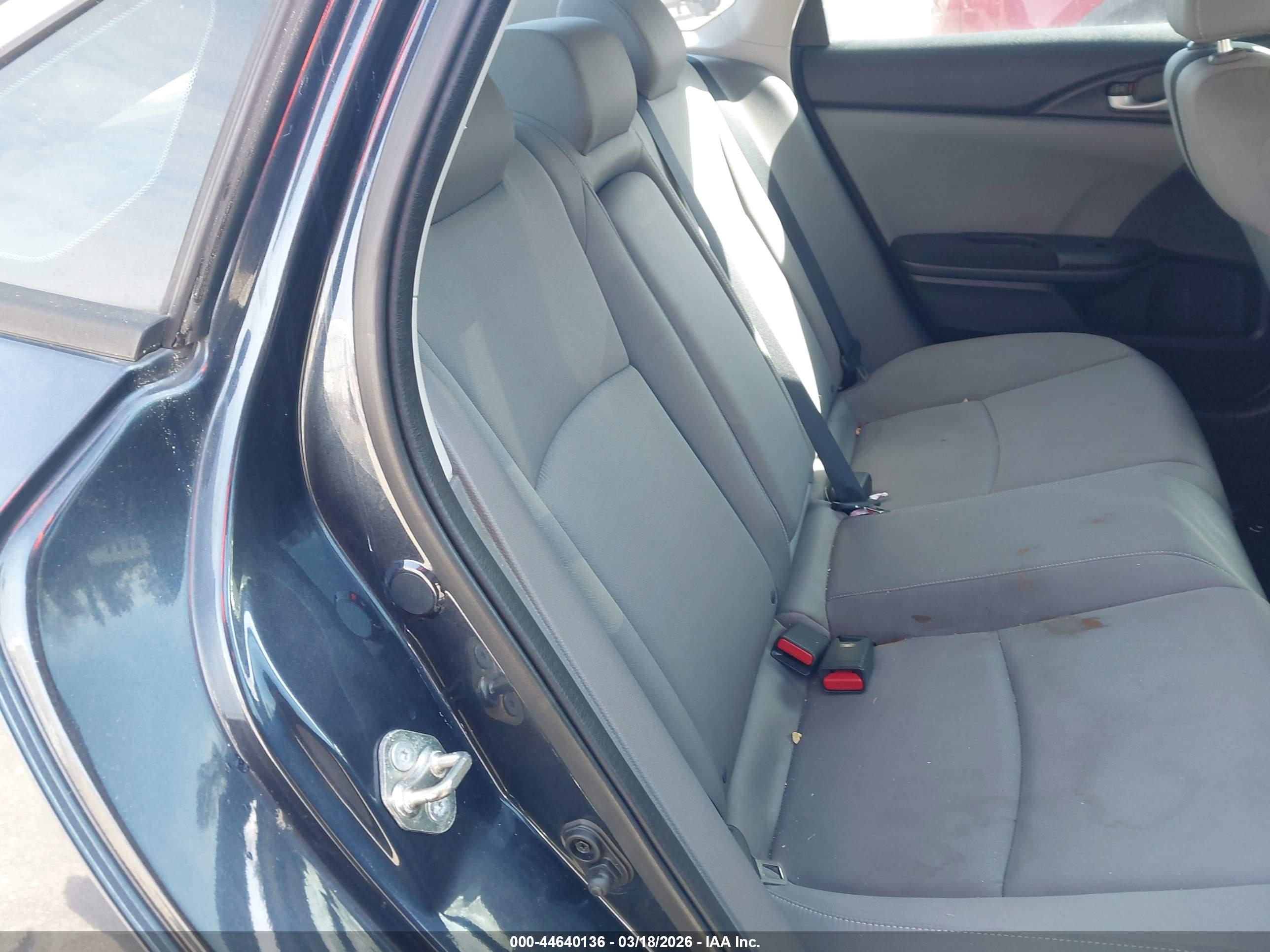 HONDA CIVIC image 8