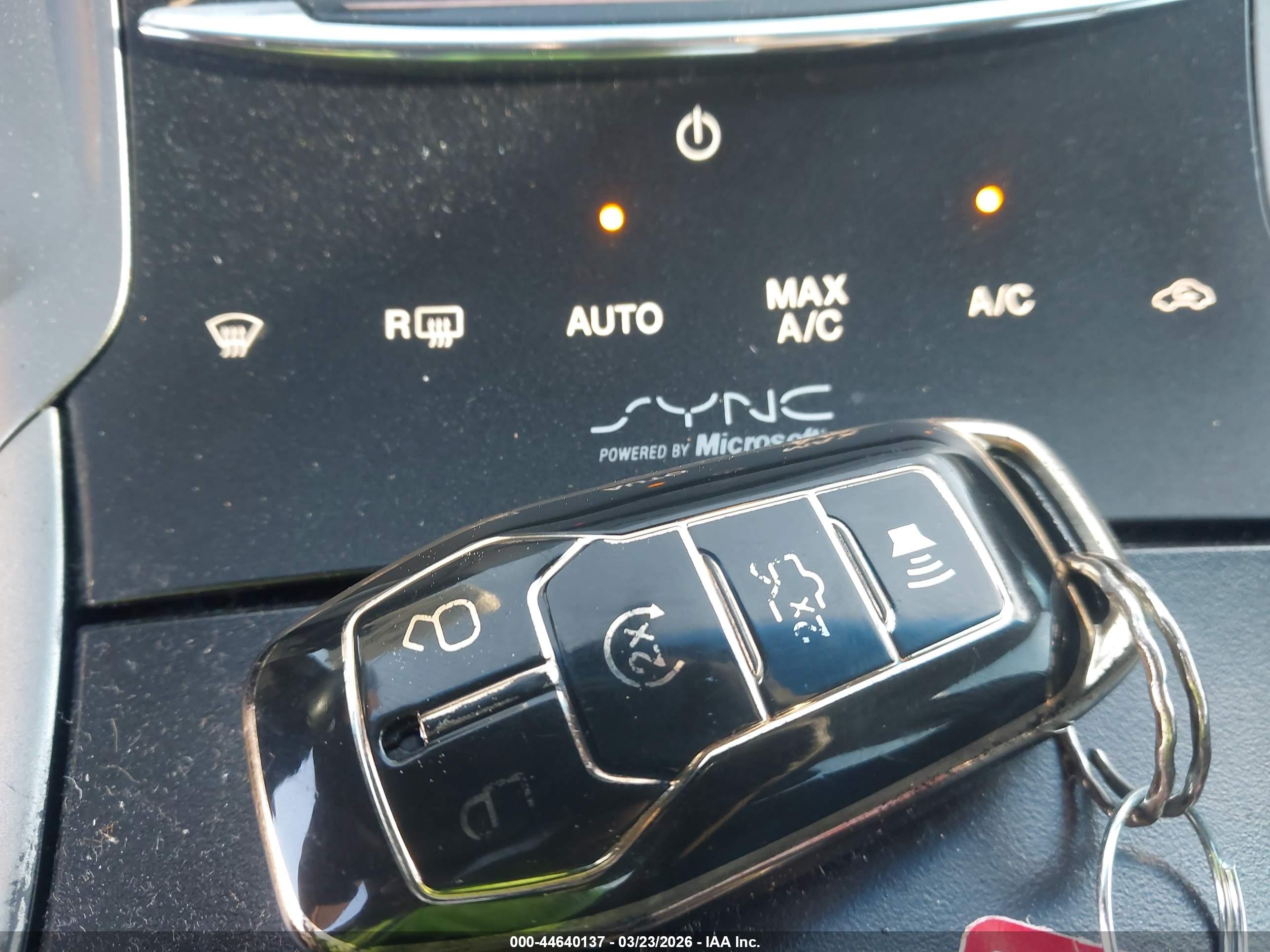 LINCOLN MKZ image 11