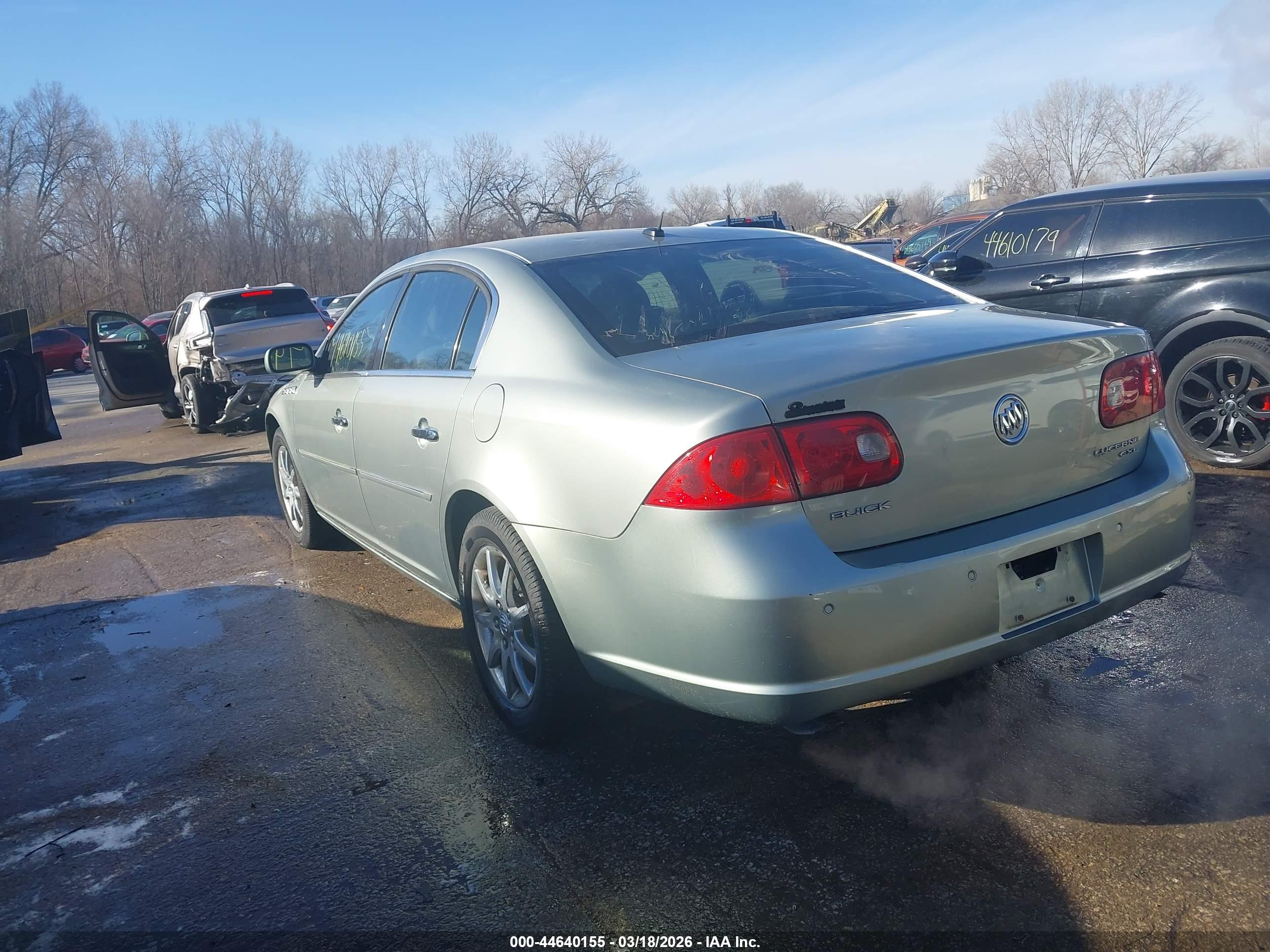 BUICK LUCERNE image 3