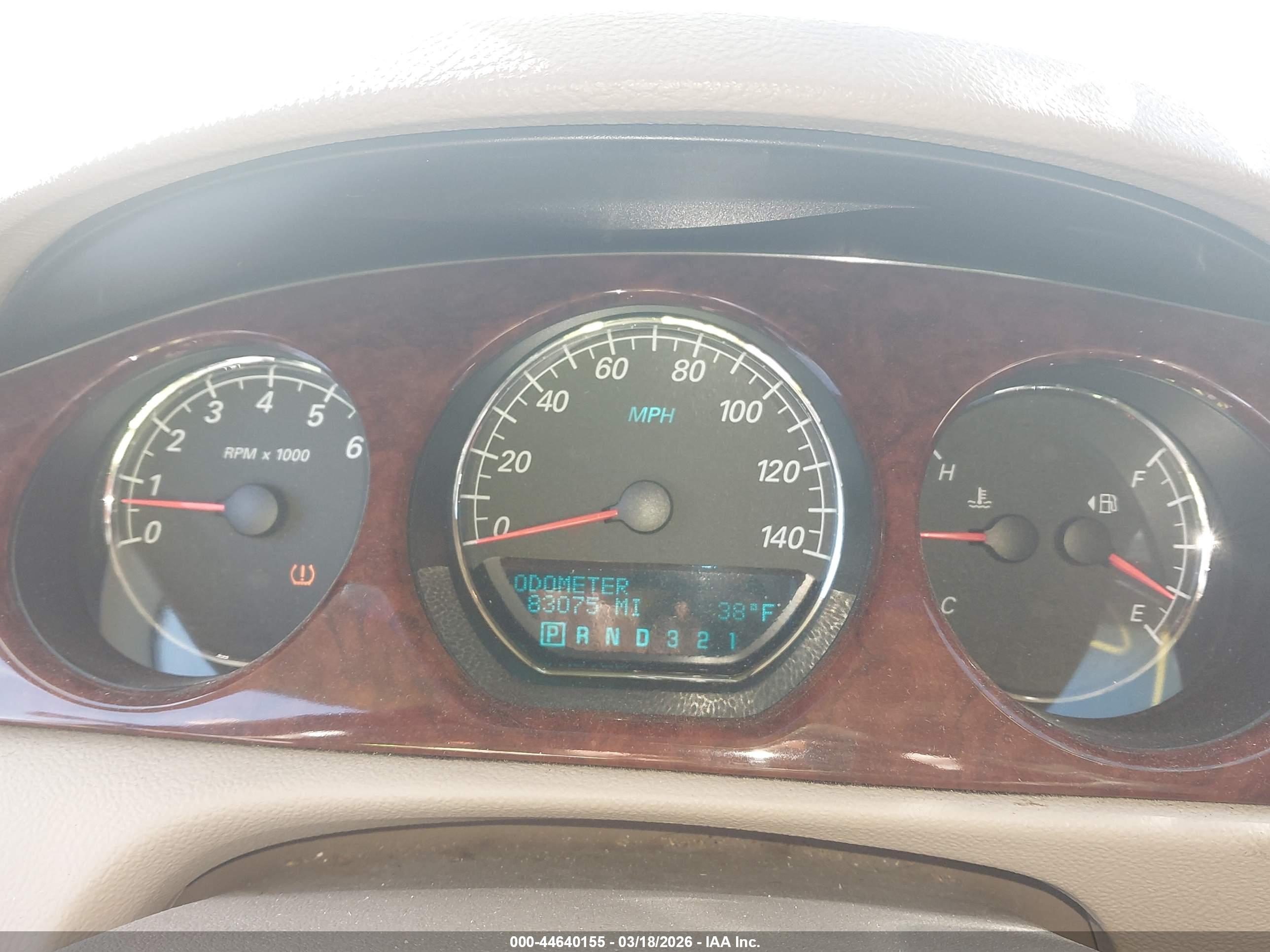 BUICK LUCERNE image 7