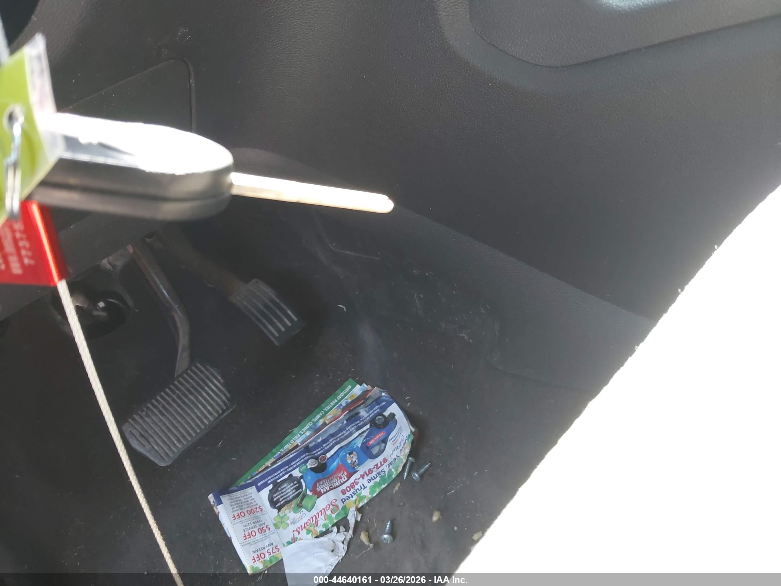 FORD ESCAPE image 11