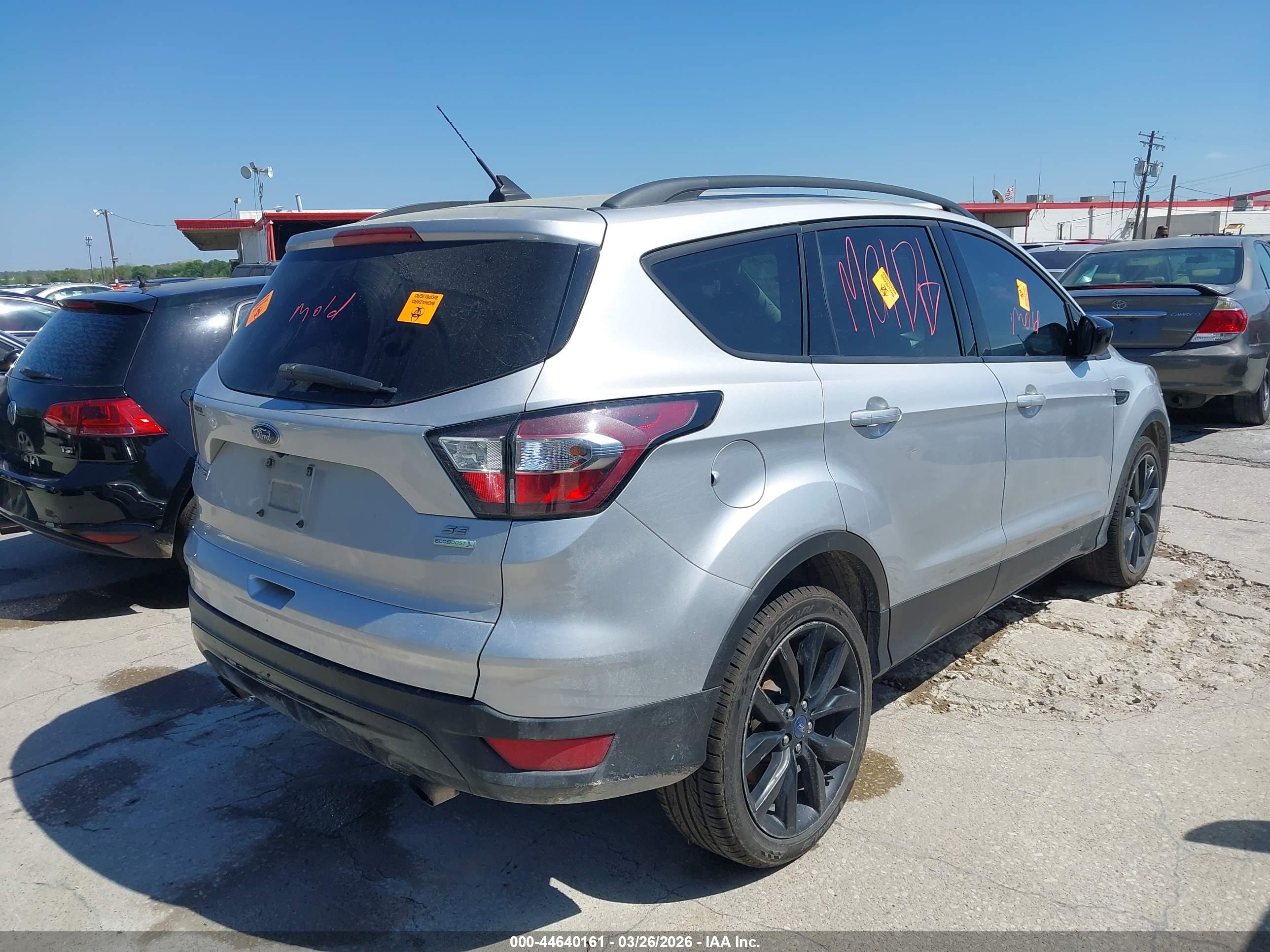 FORD ESCAPE image 4