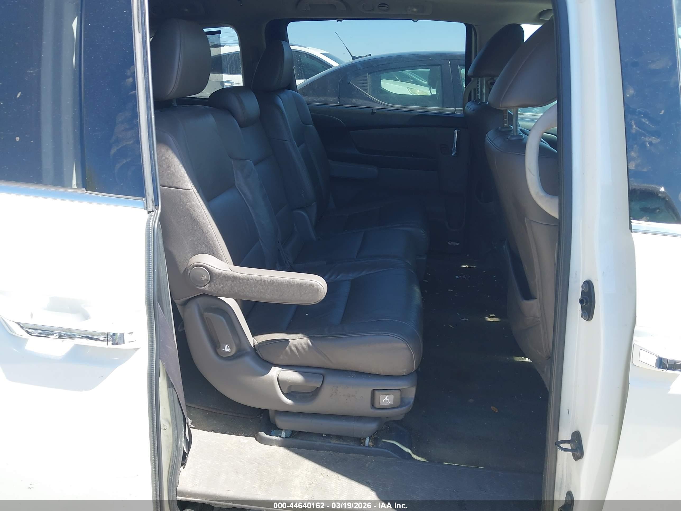 HONDA ODYSSEY image 8