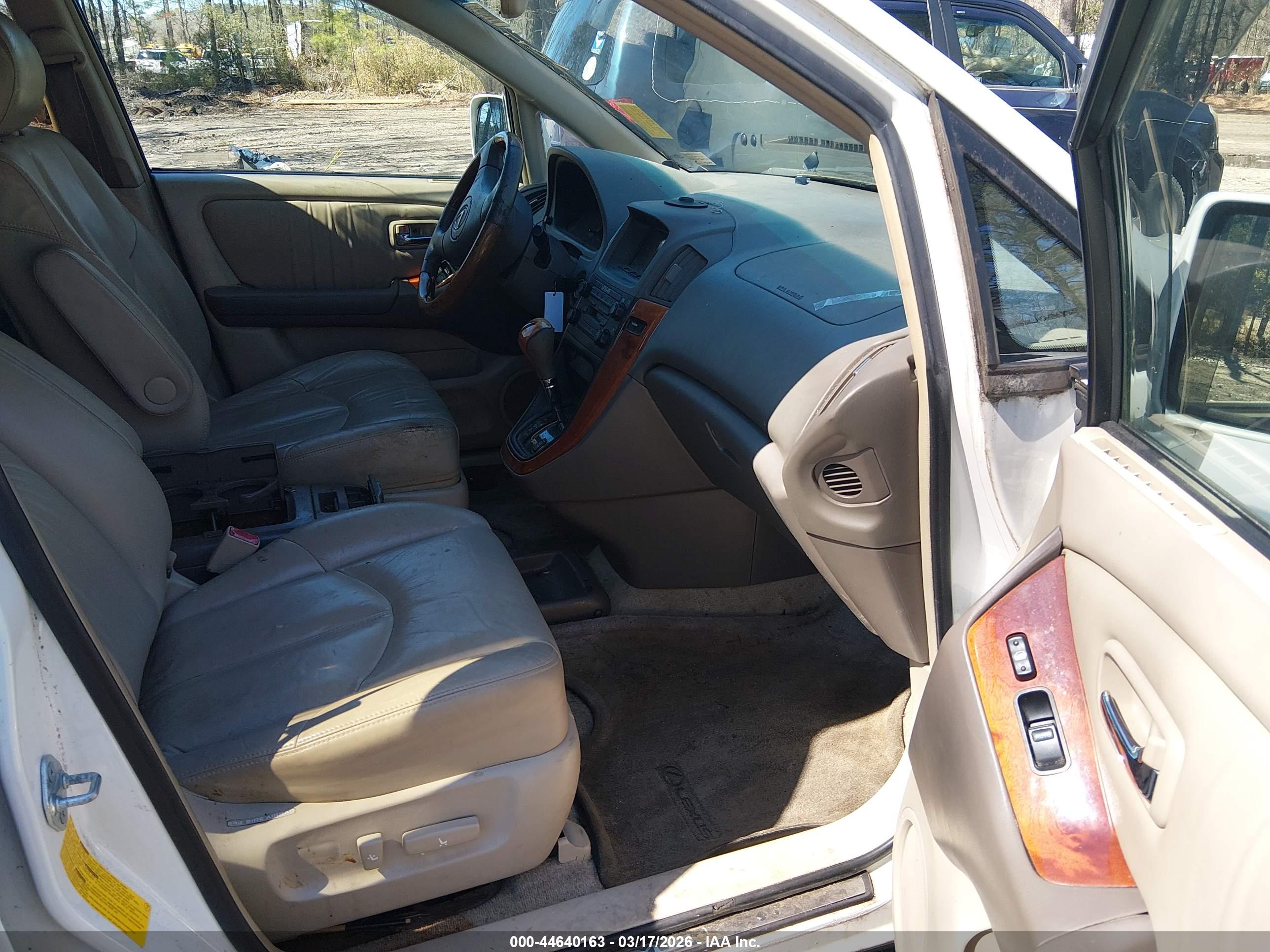 LEXUS RX image 5