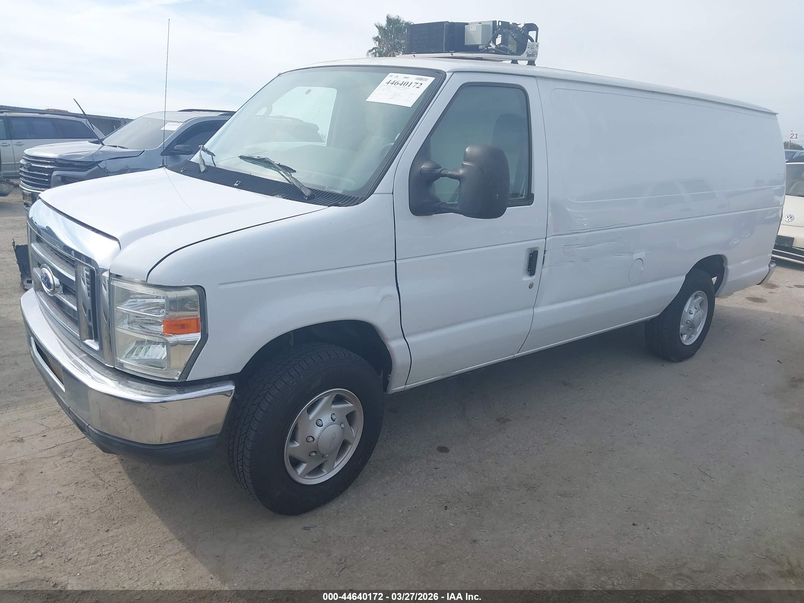 FORD E-350 image 2