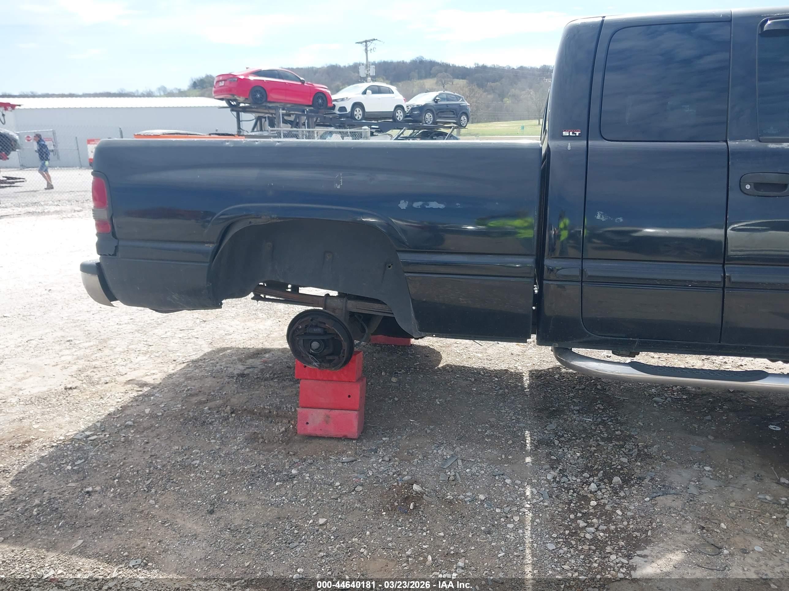 DODGE RAM image 6