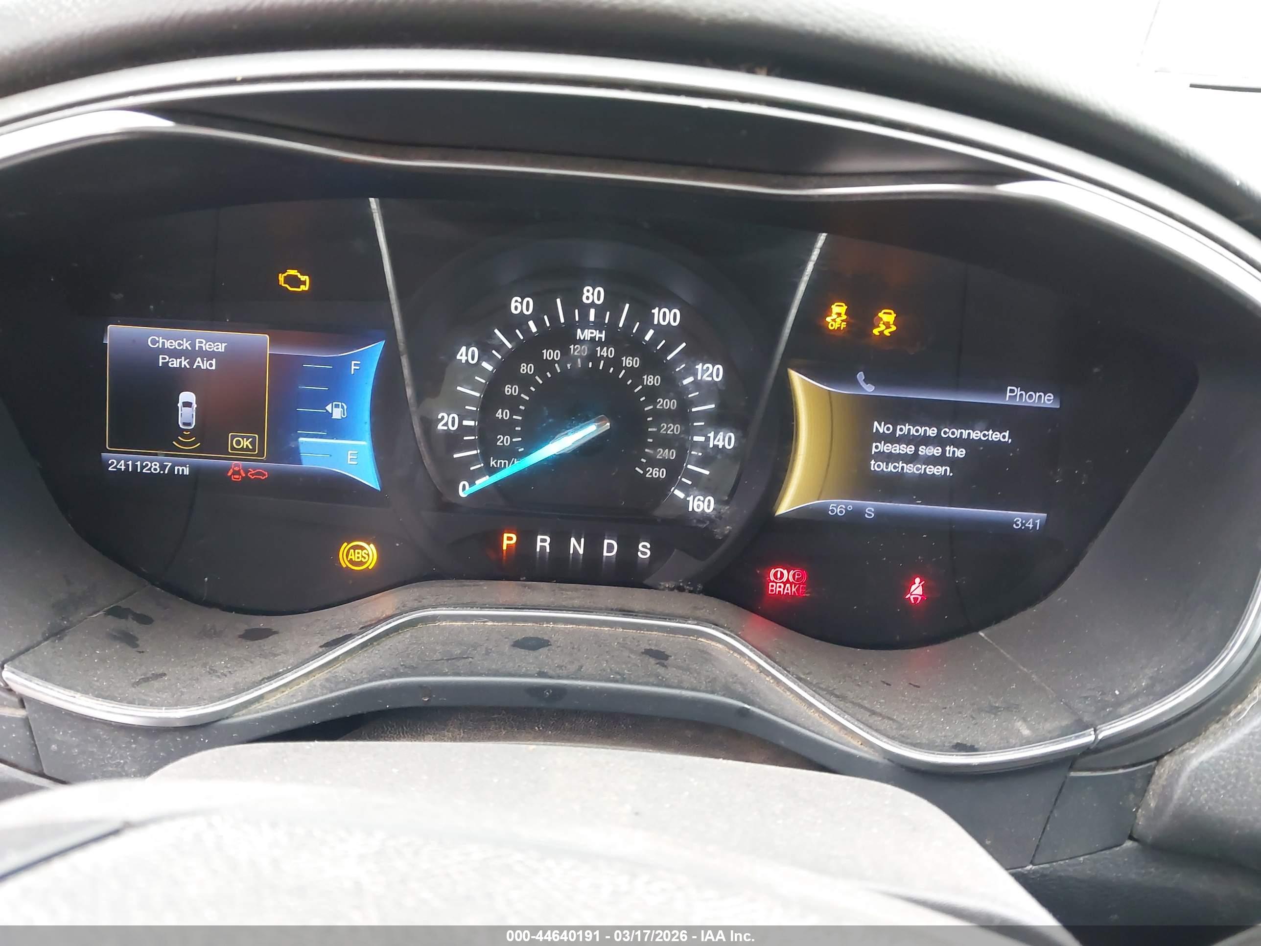 FORD FUSION image 7
