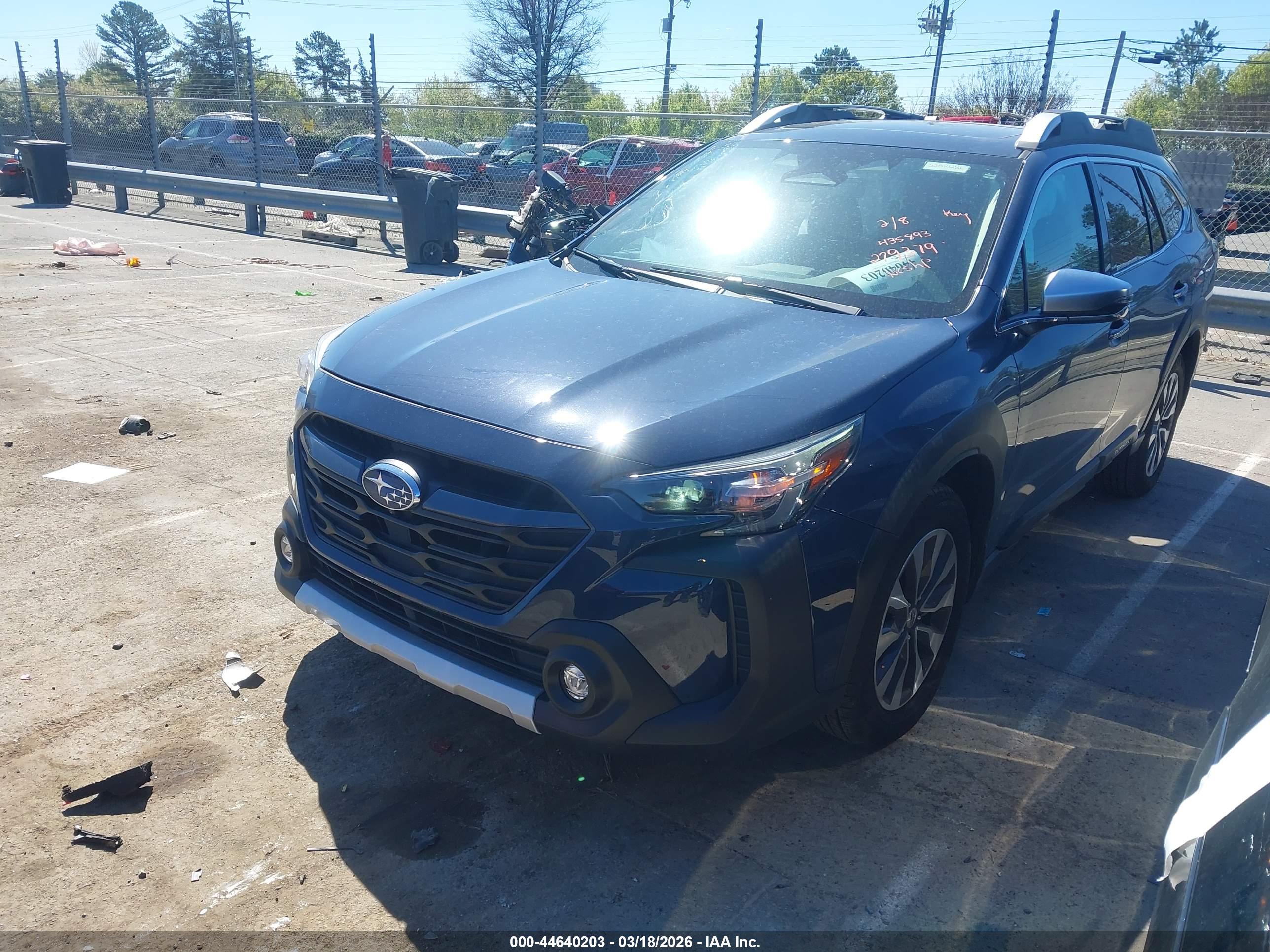 SUBARU OUTBACK image 2