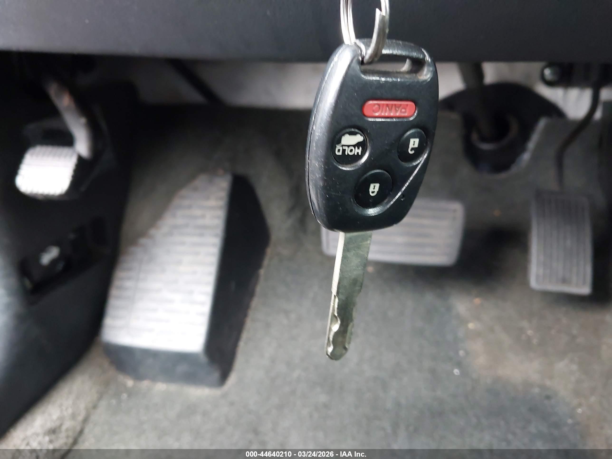 HONDA PILOT image 11