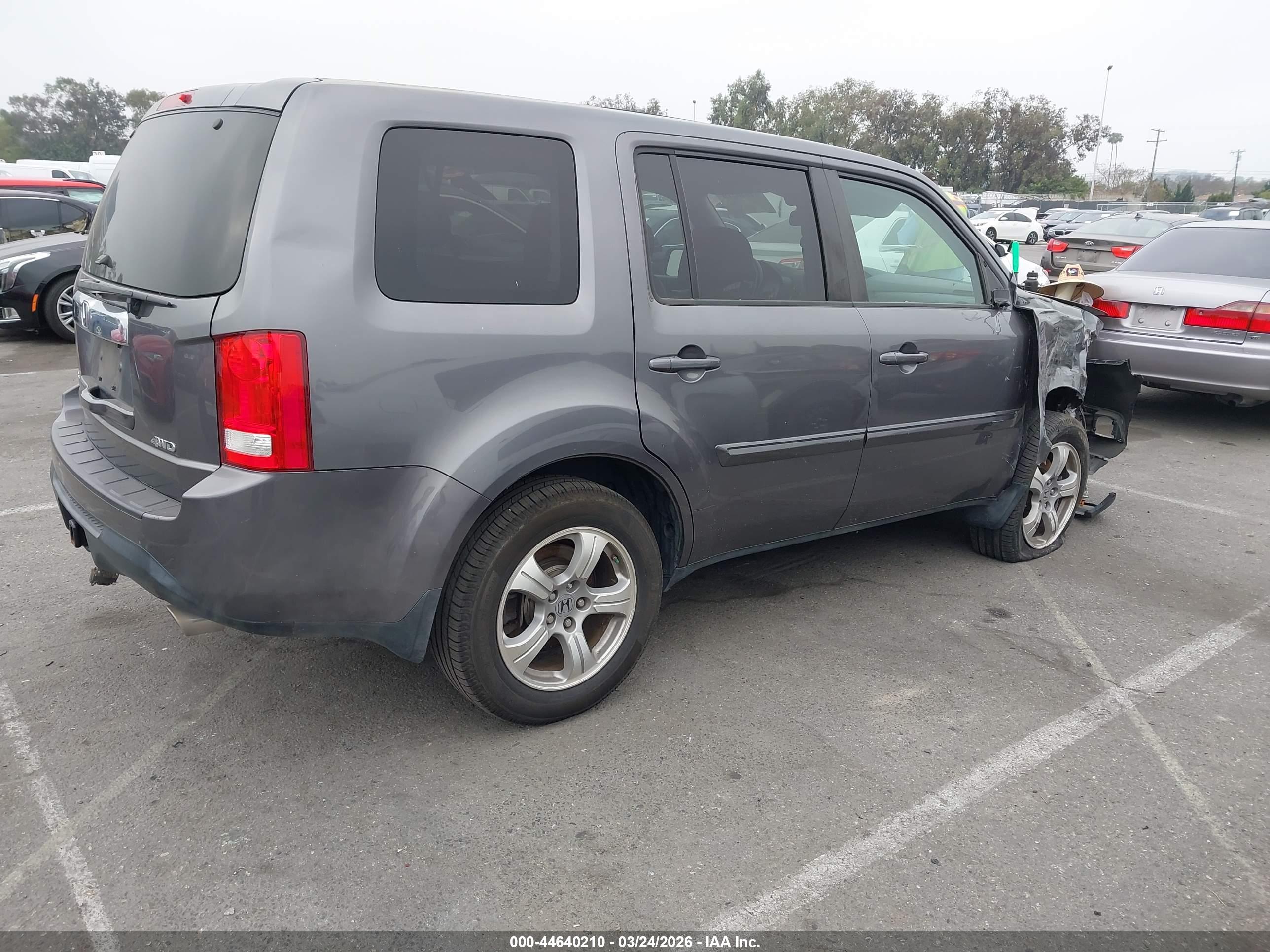 HONDA PILOT image 4