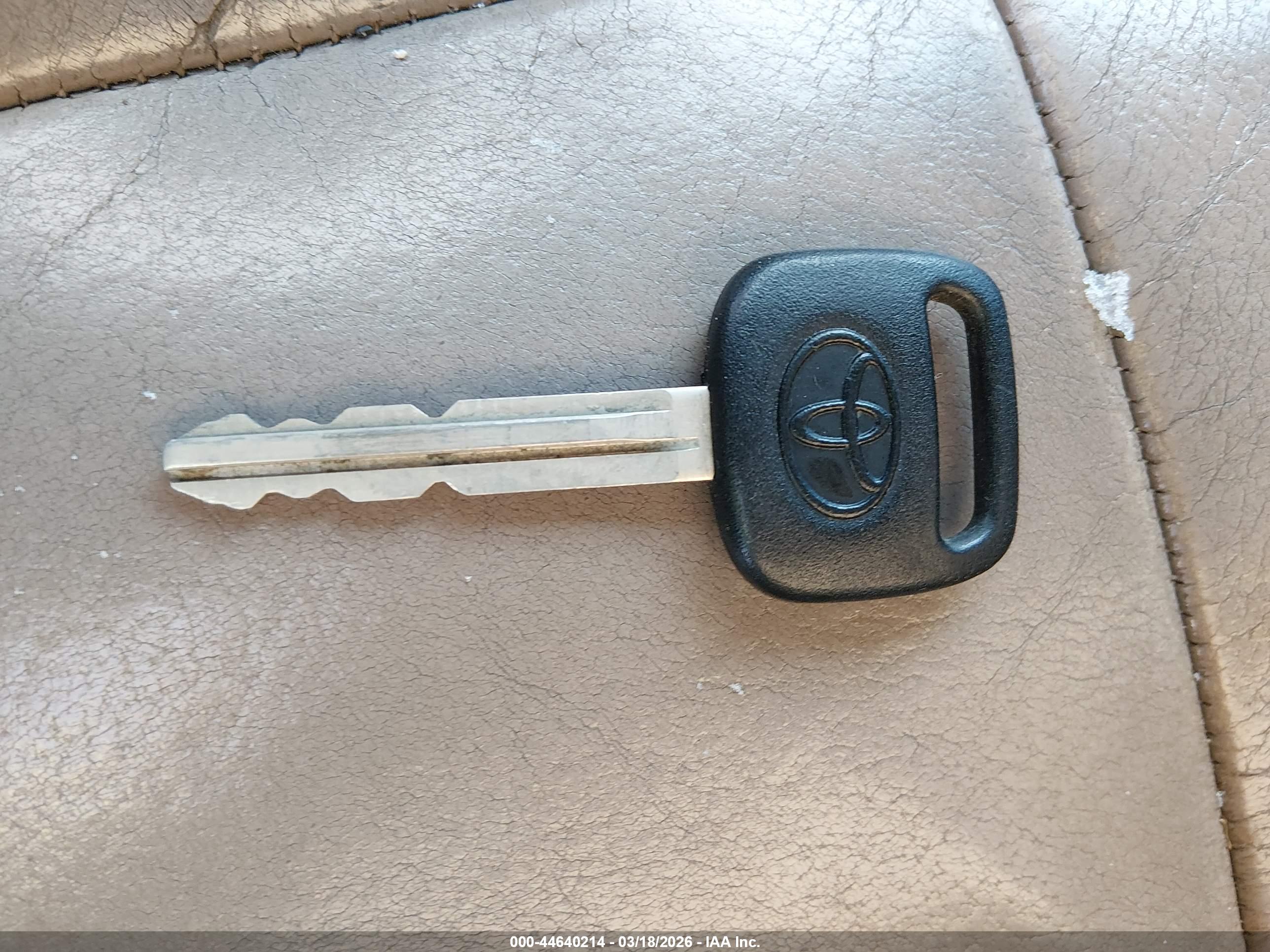 TOYOTA 4RUNNER image 11