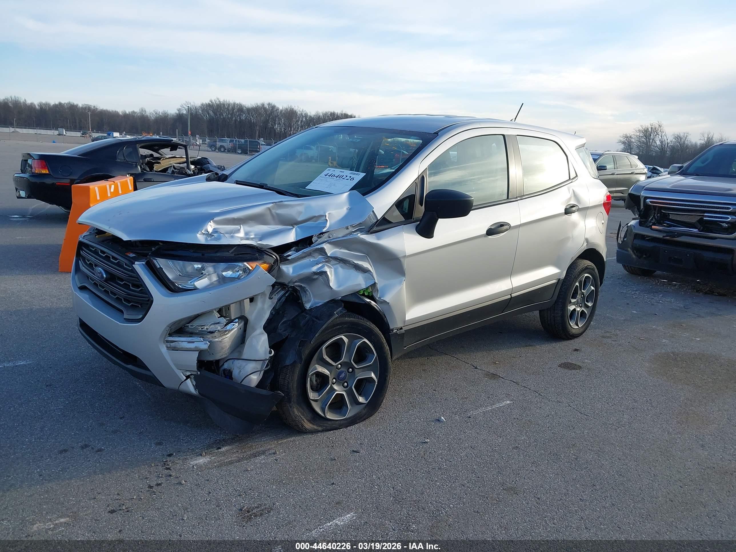 FORD ECOSPORT image 2