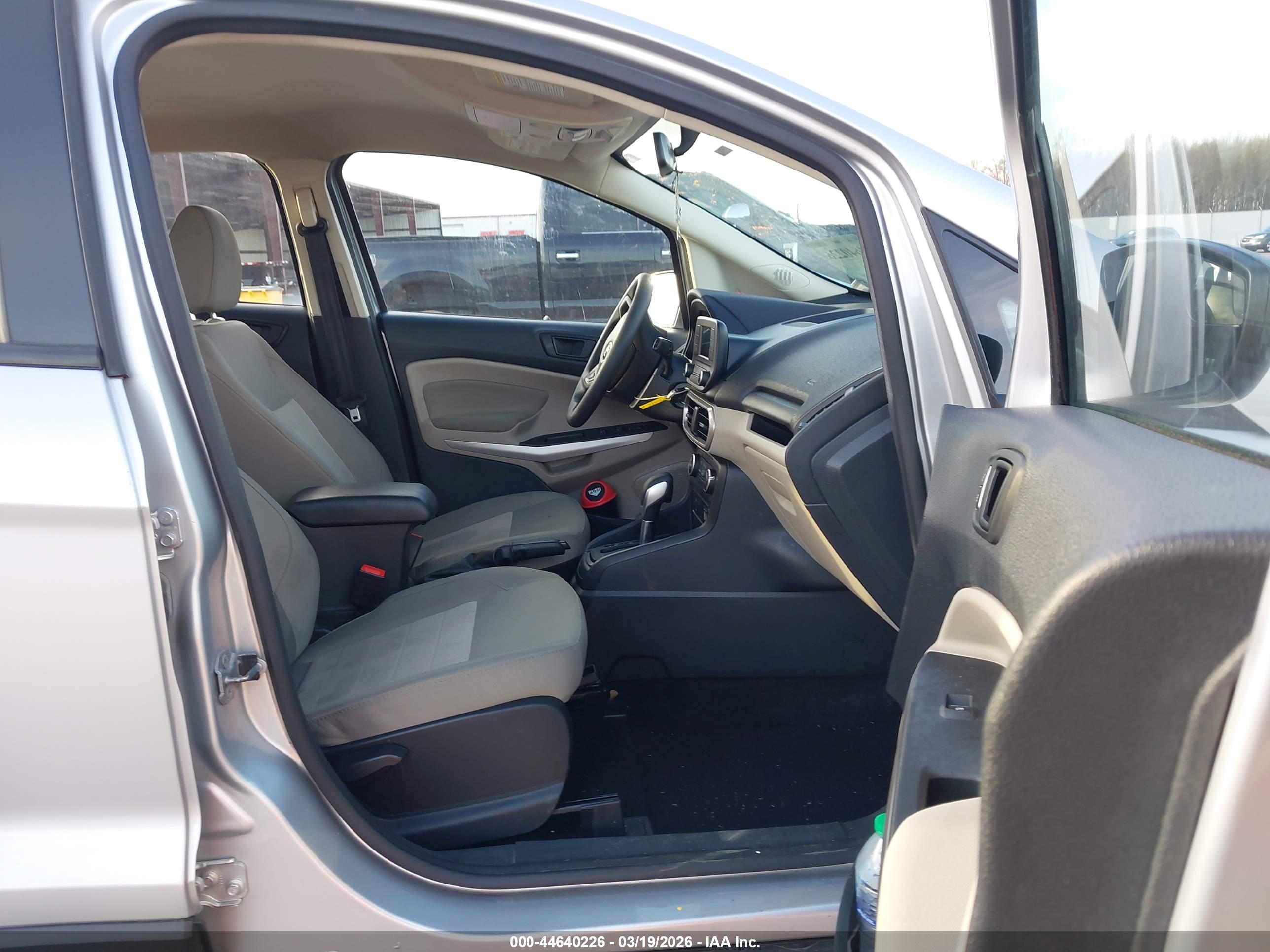 FORD ECOSPORT image 5
