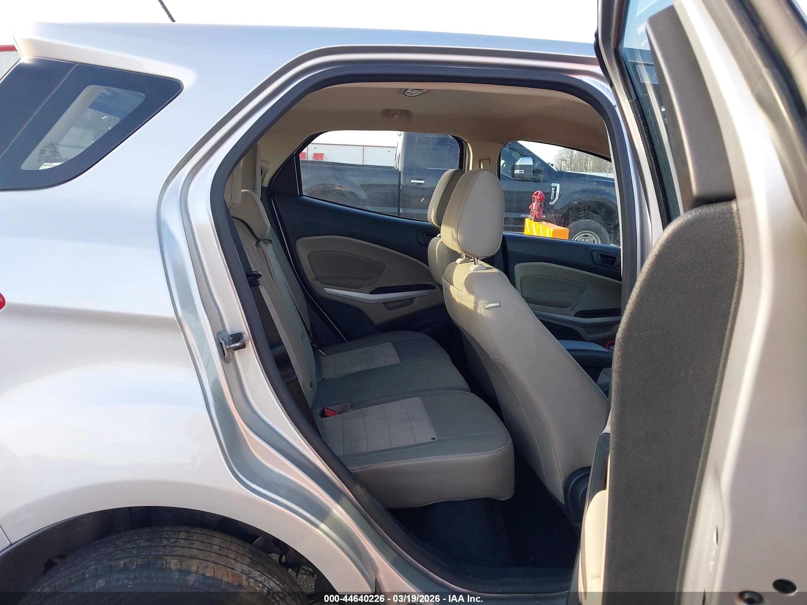 FORD ECOSPORT image 8