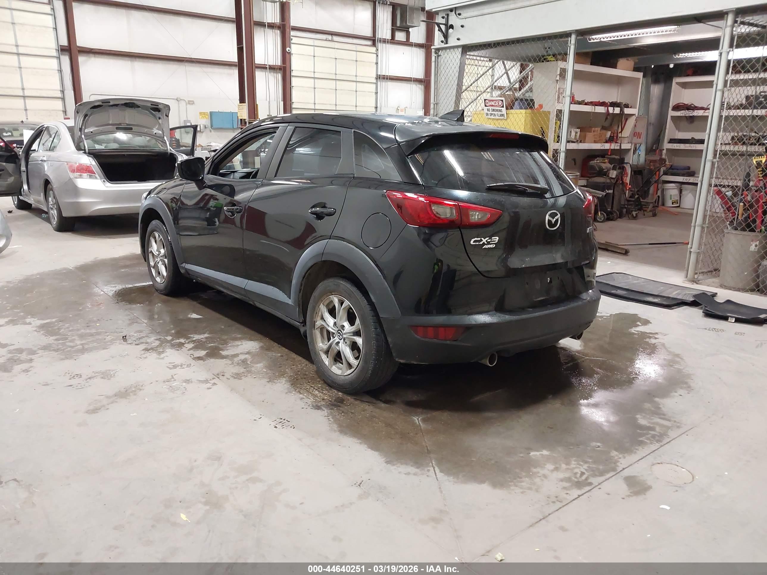 MAZDA CX-3 image 3