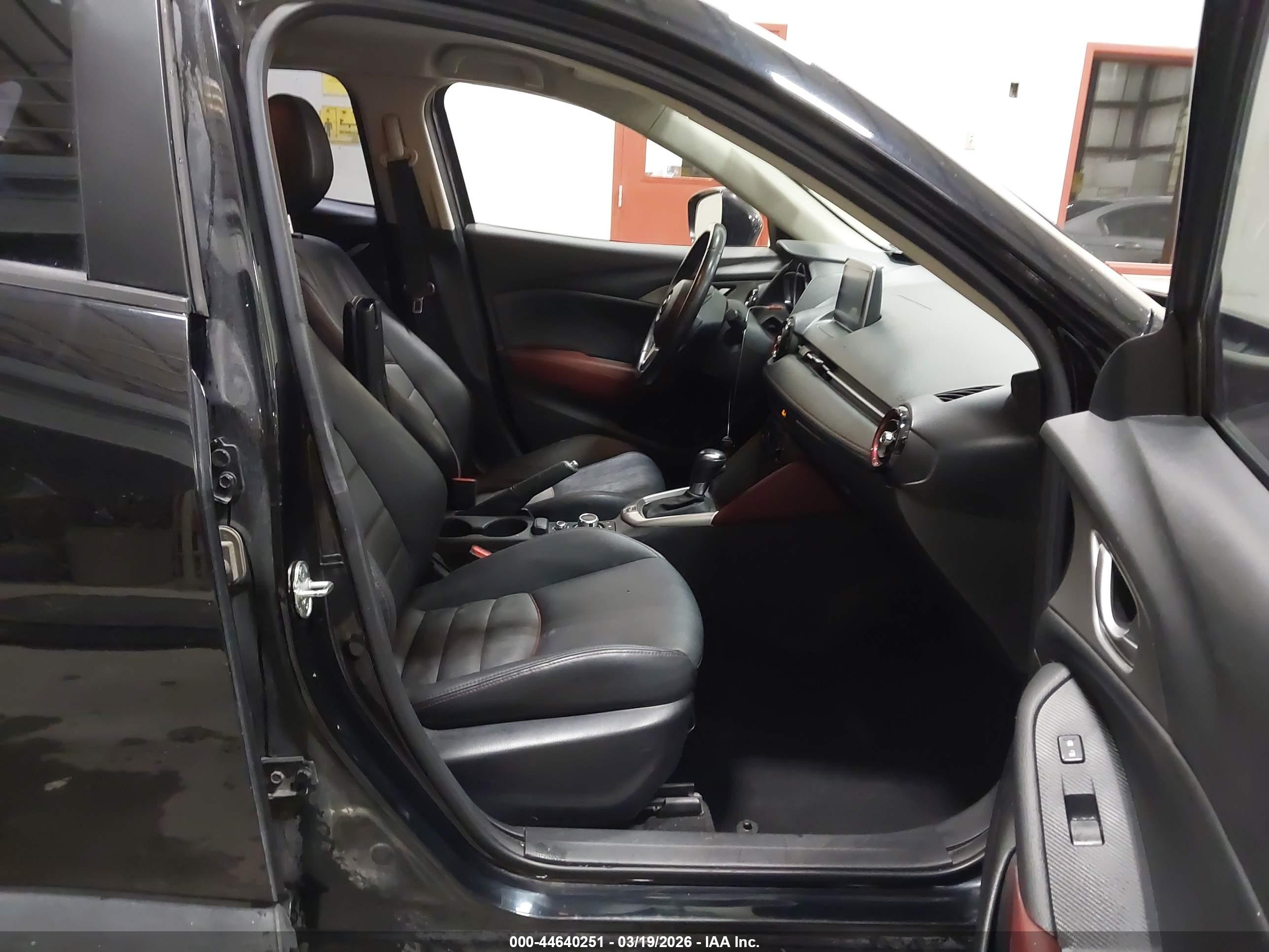 MAZDA CX-3 image 5
