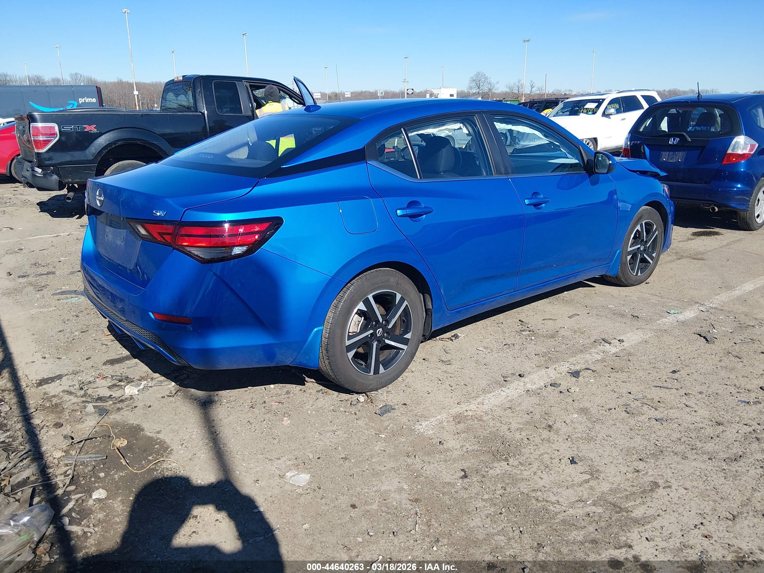 NISSAN SENTRA image 4