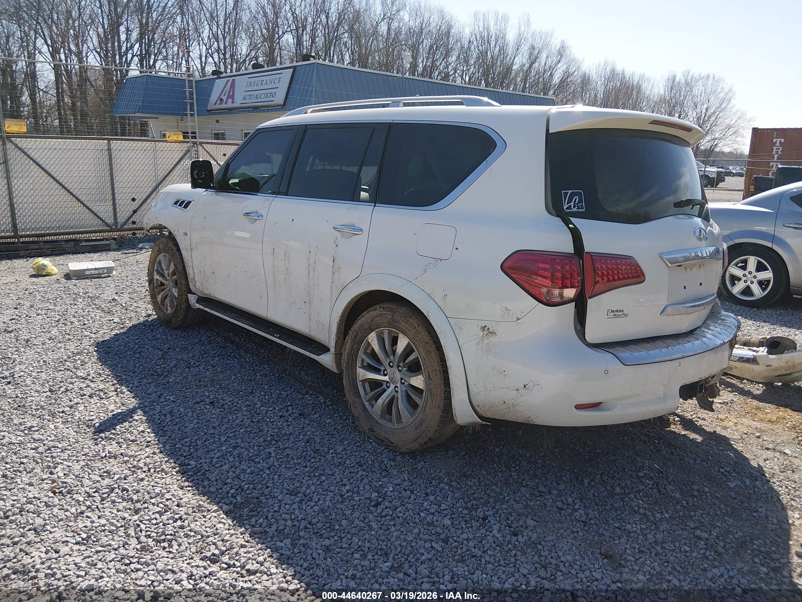 INFINITI QX80 image 3